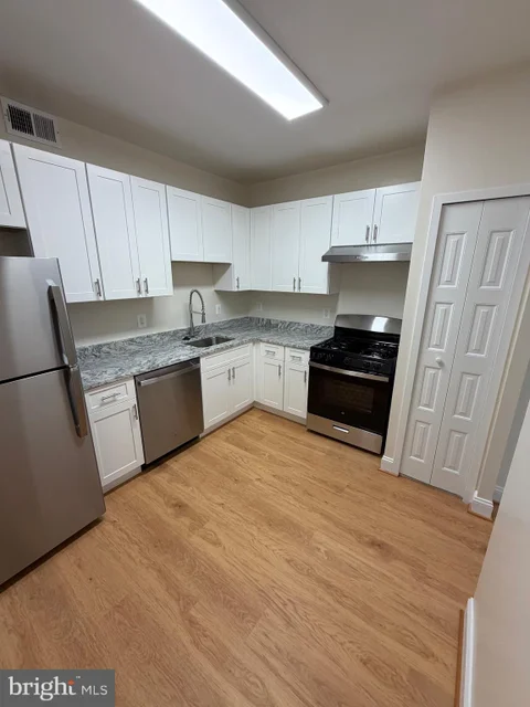 MLS: MDMC2229156