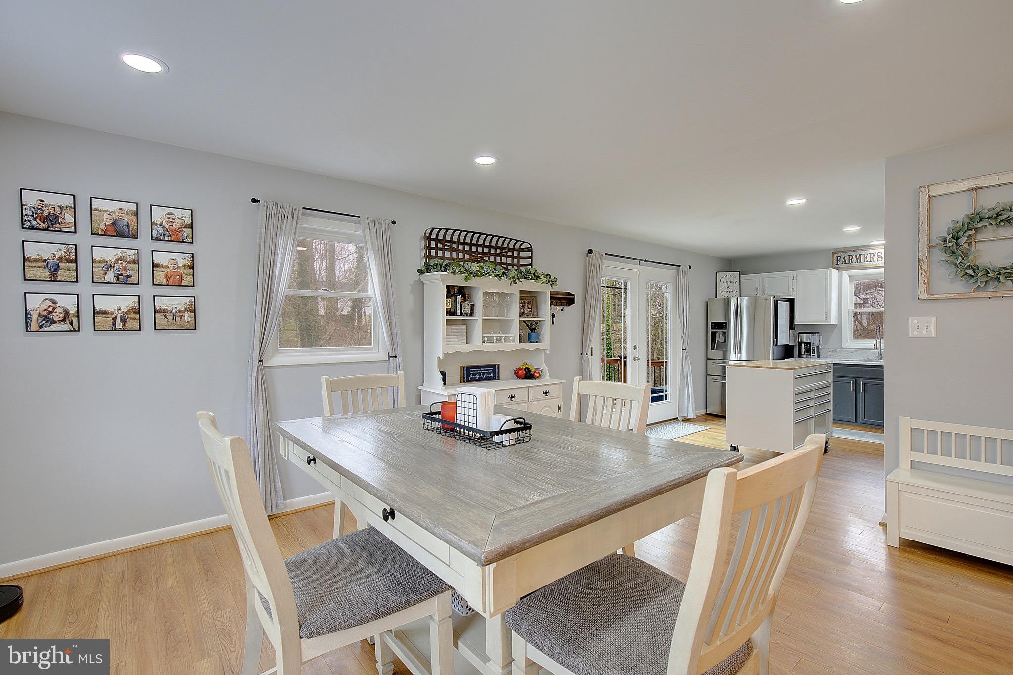 THE HIGHLANDS - Residential