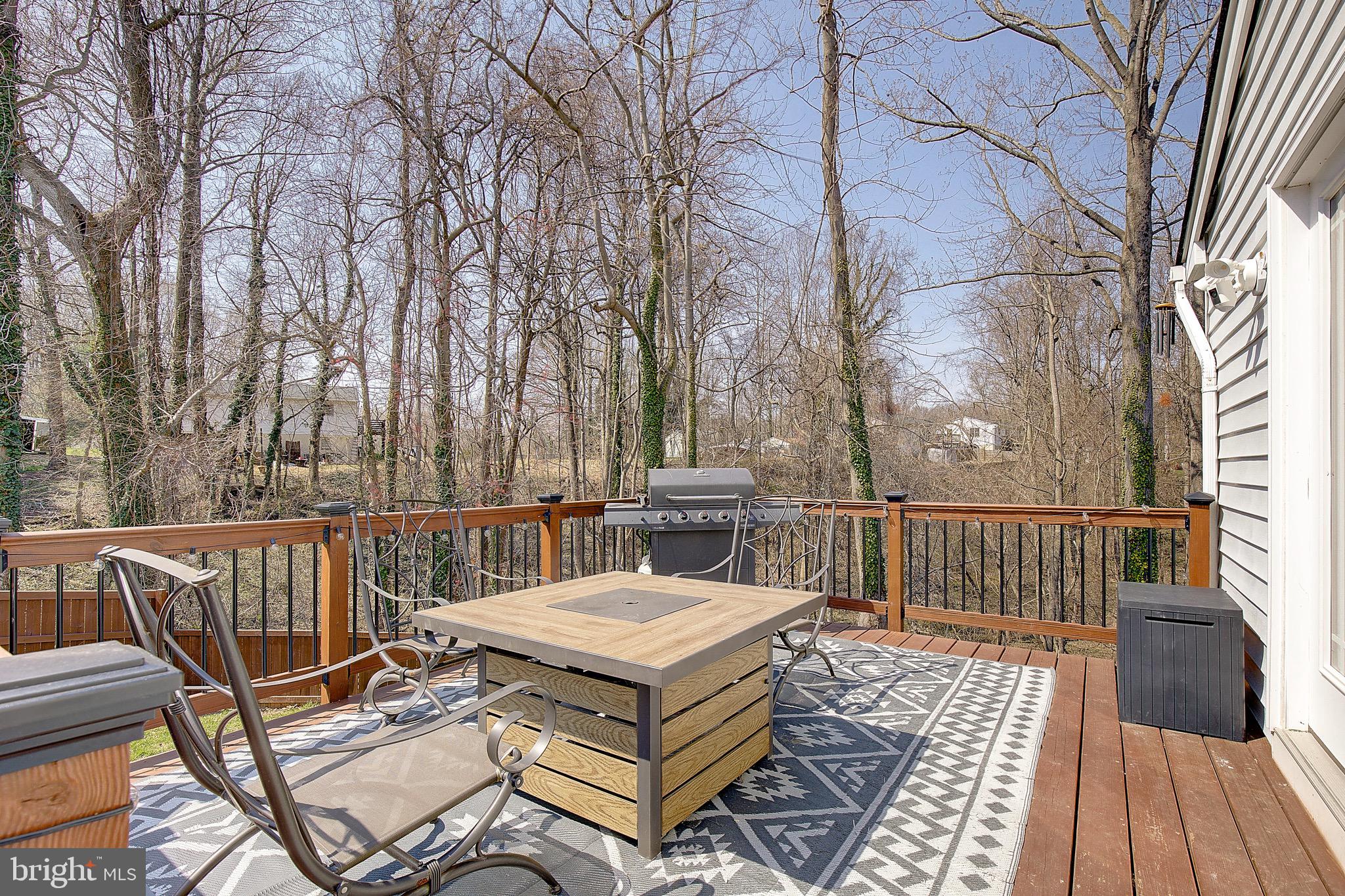 THE HIGHLANDS - Residential