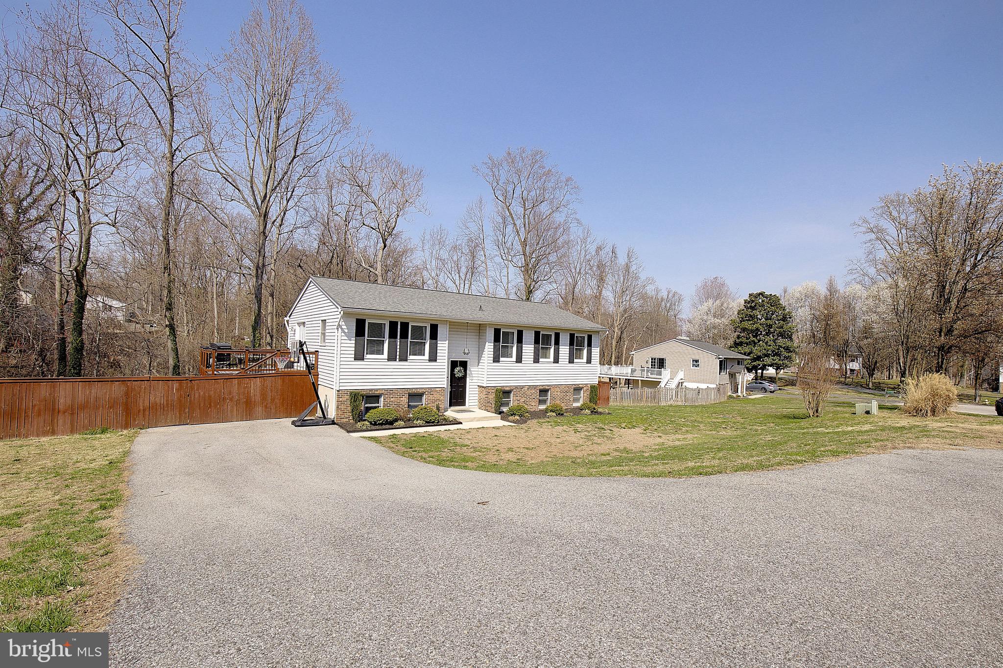 THE HIGHLANDS - Residential