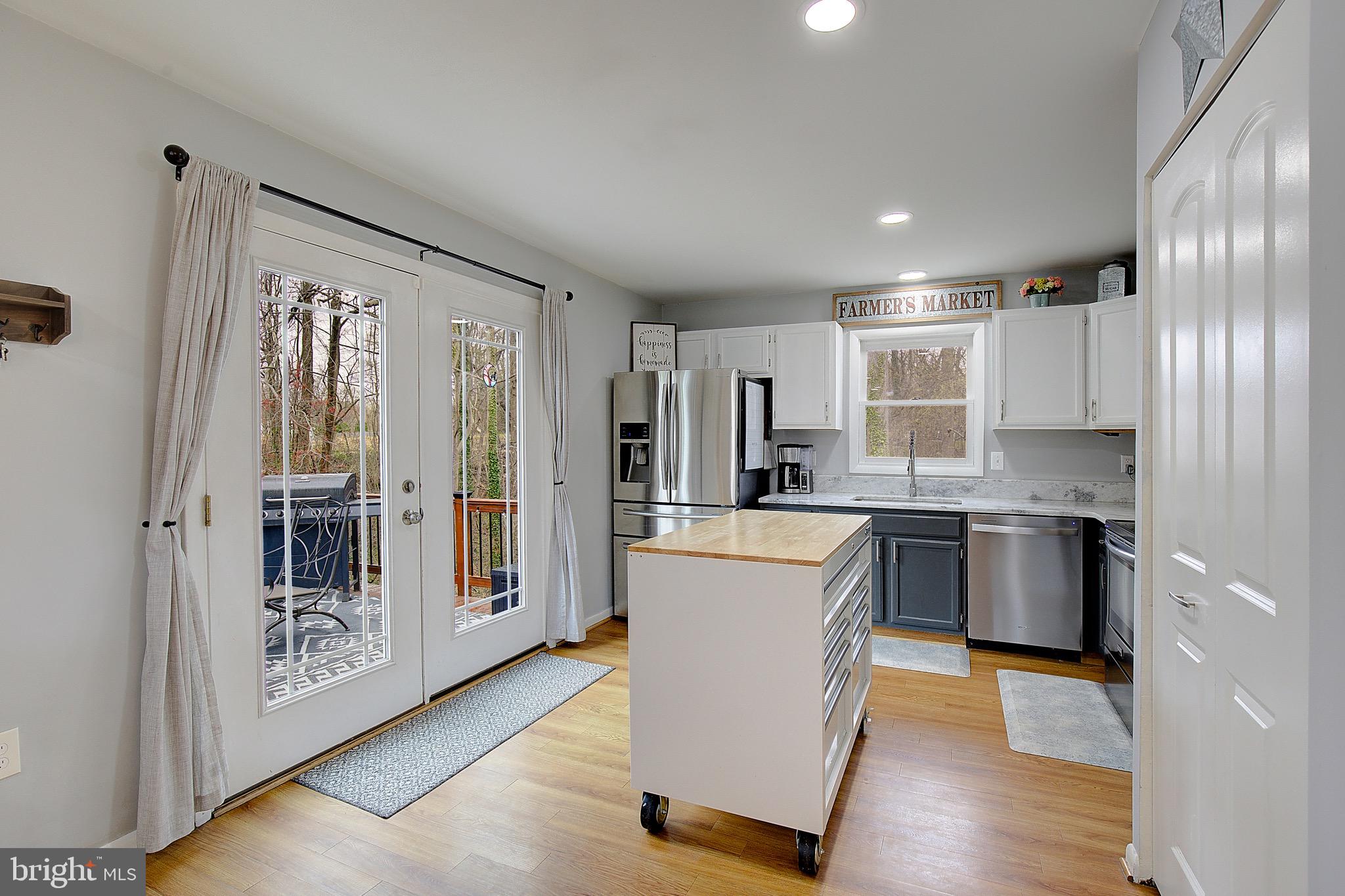 THE HIGHLANDS - Residential