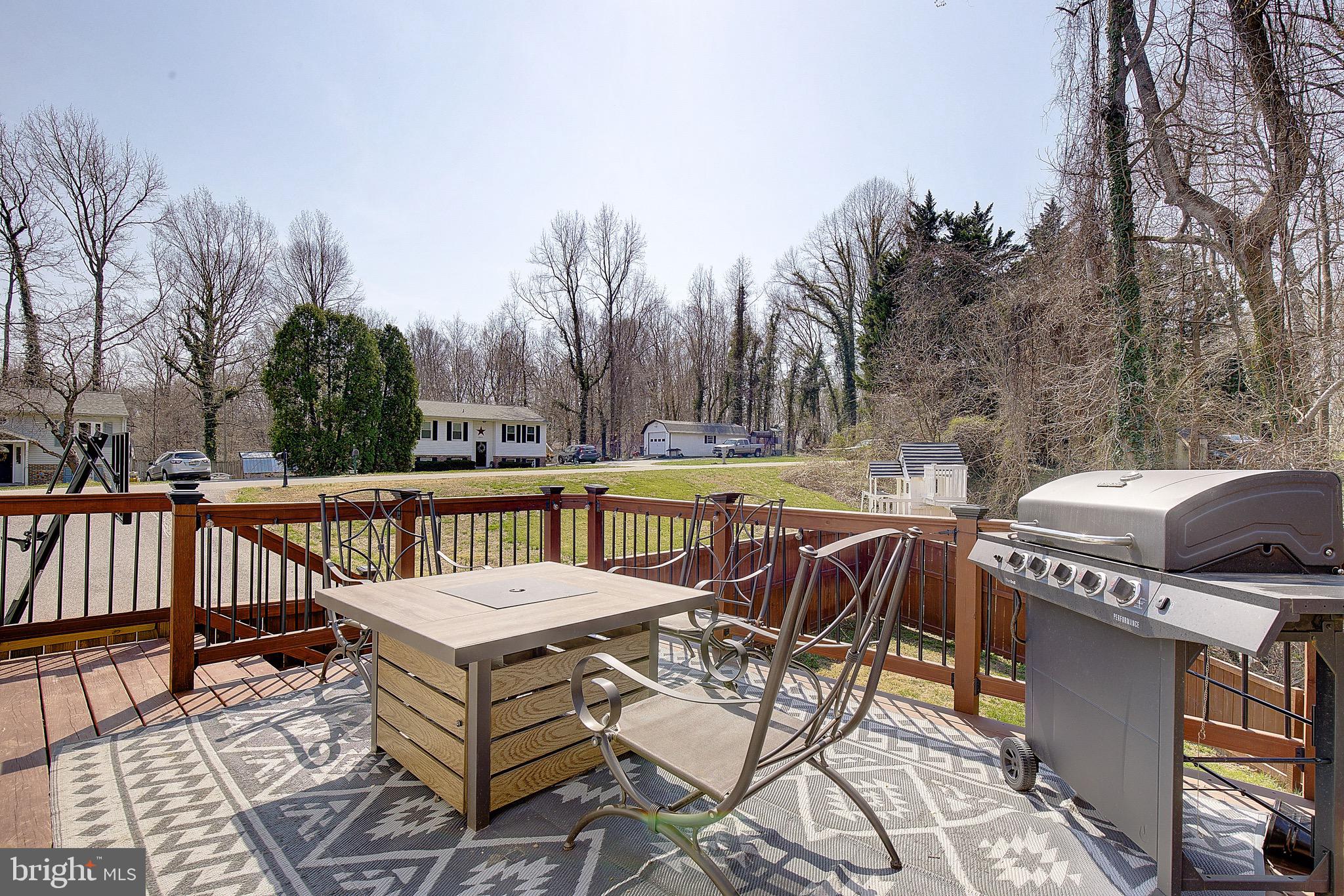 THE HIGHLANDS - Residential