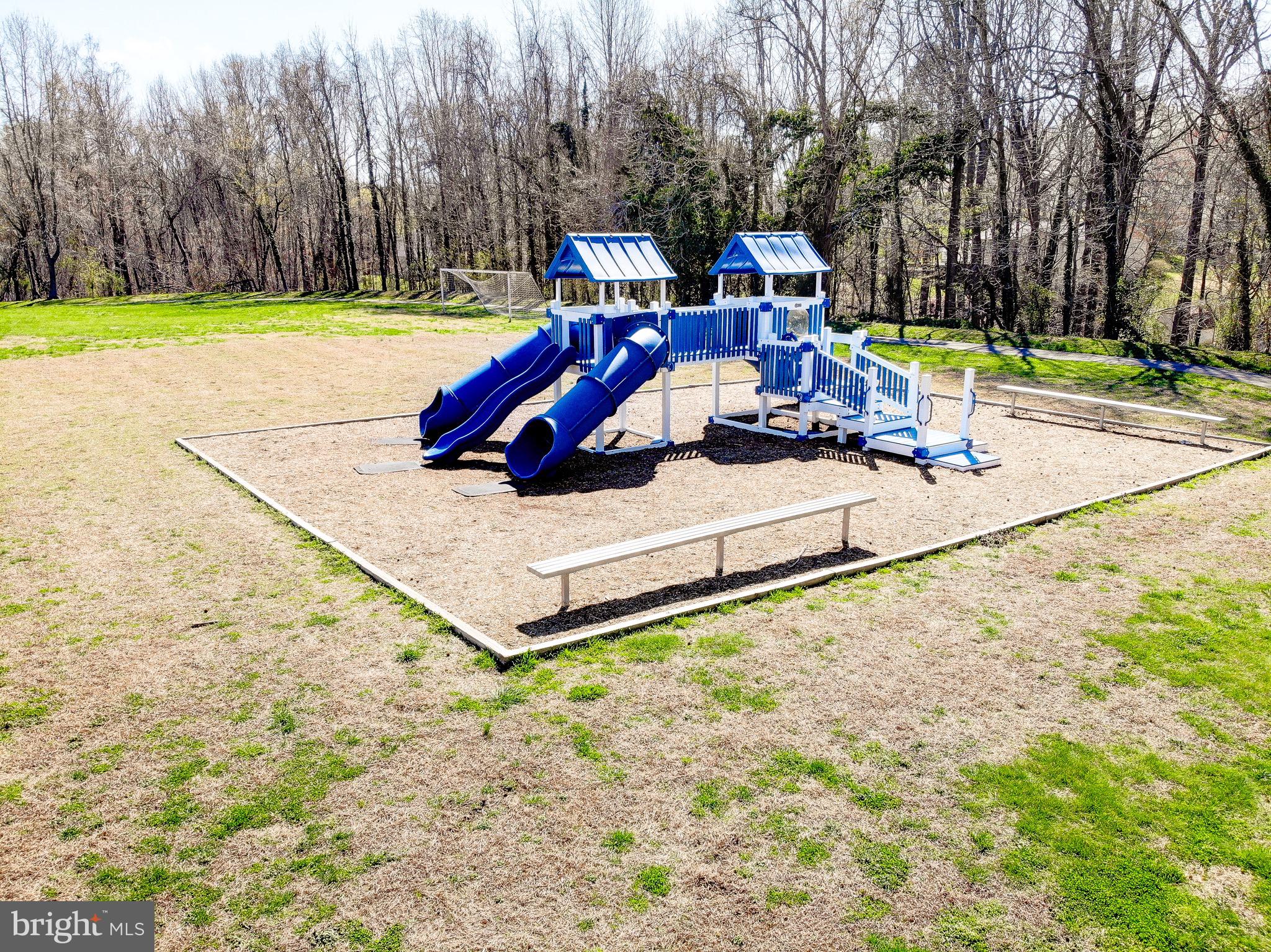 THE HIGHLANDS - Residential