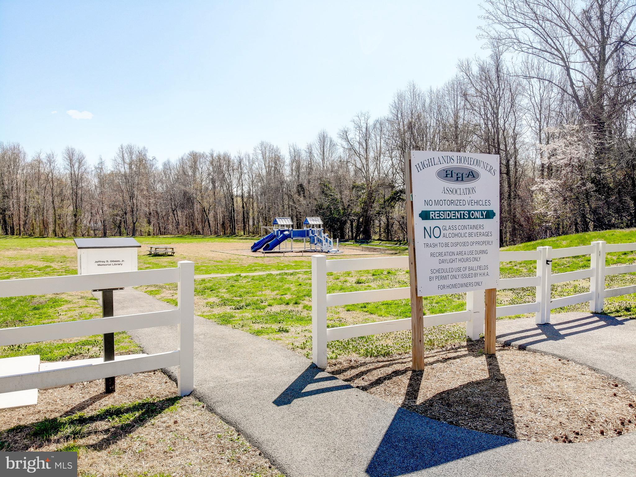 THE HIGHLANDS - Residential