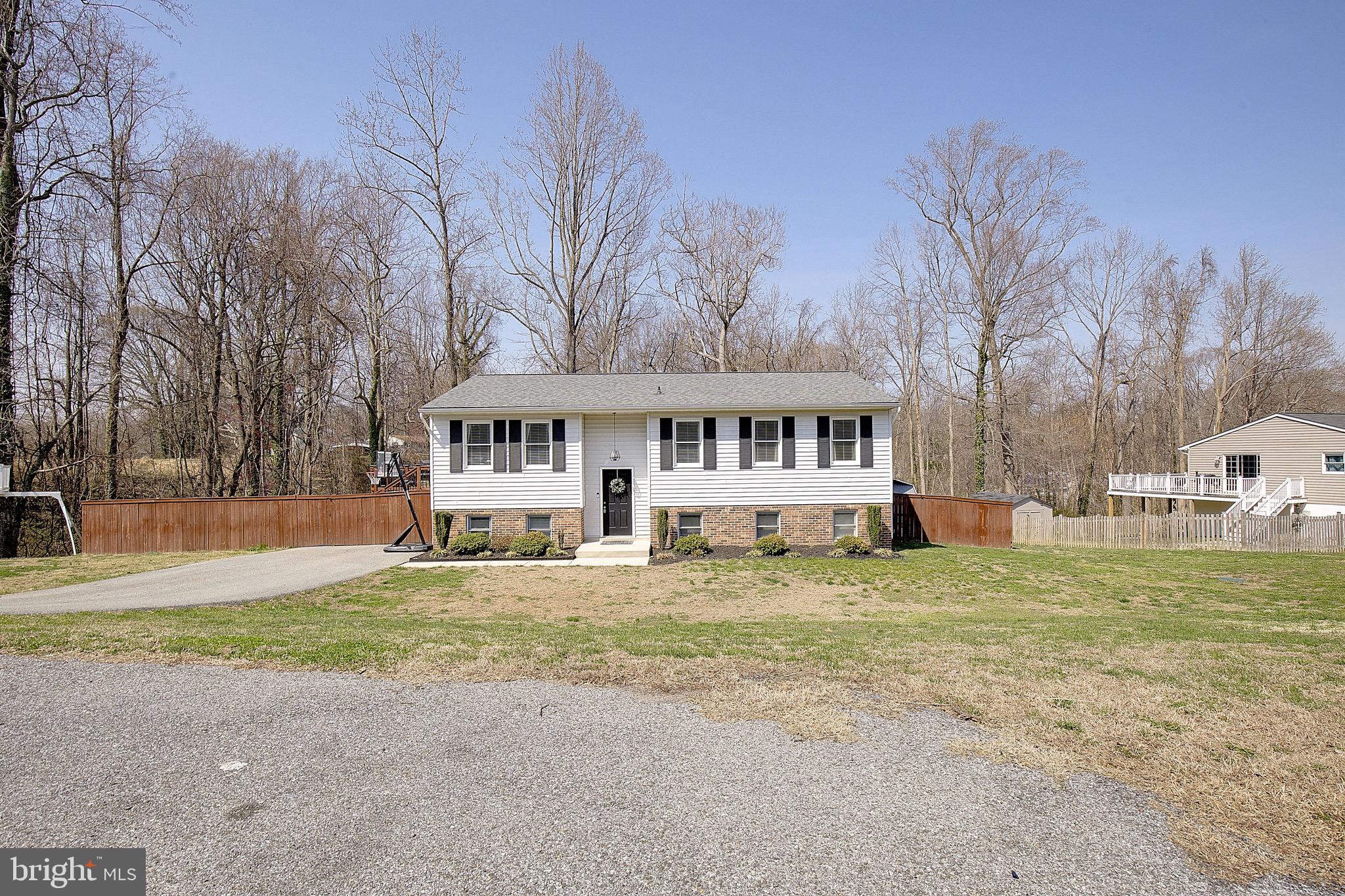 THE HIGHLANDS - Residential