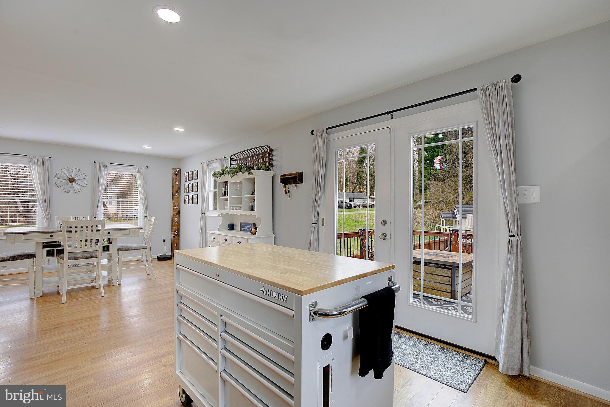 THE HIGHLANDS - Residential