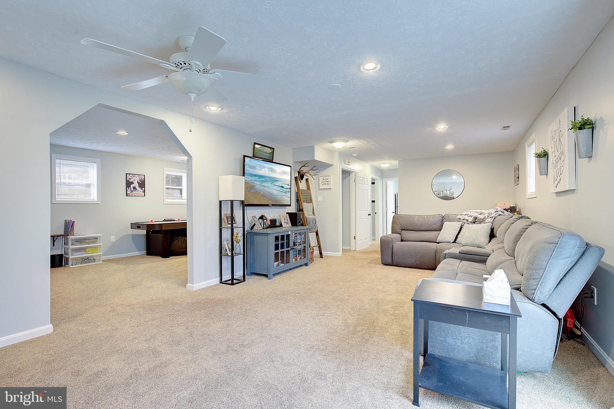 THE HIGHLANDS - Residential