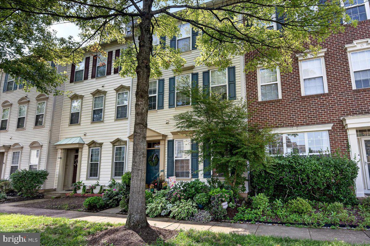 26129 NIMBLETON SQUARE