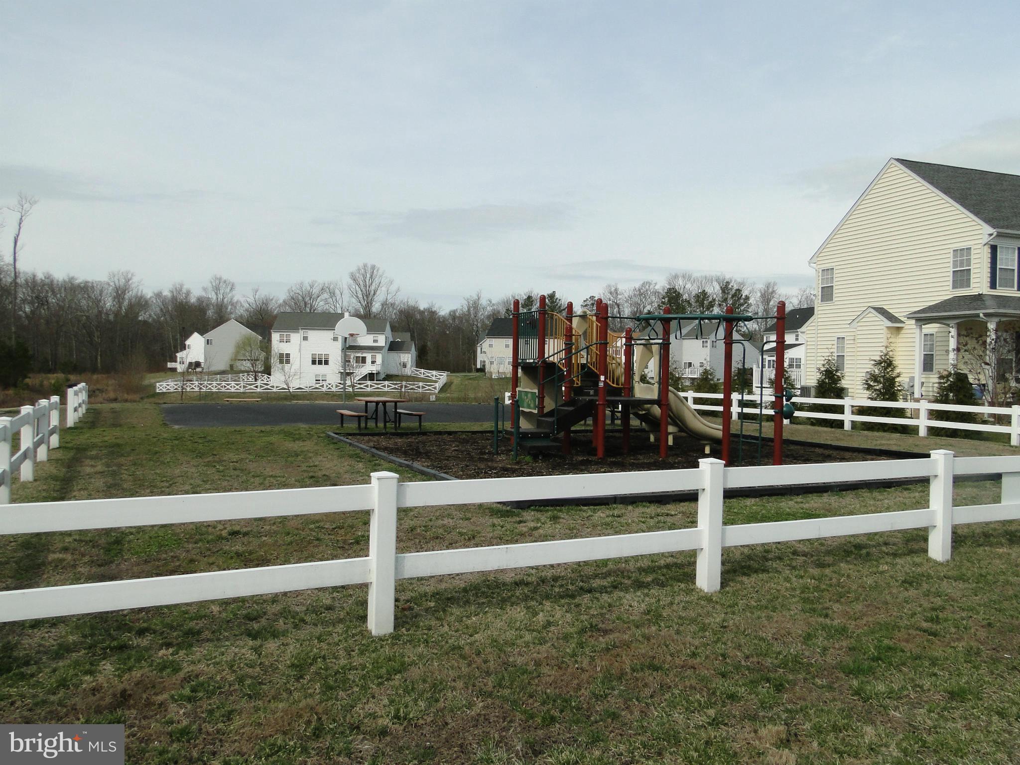 CECIL'S MILL - Residential Lease