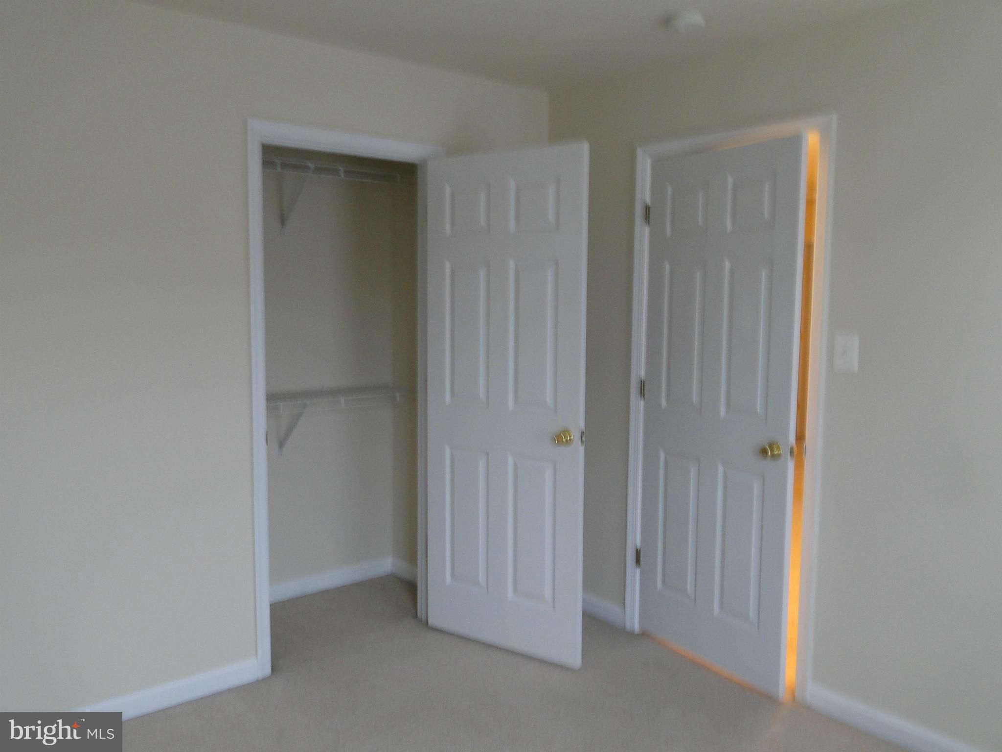 CECIL'S MILL - Residential Lease