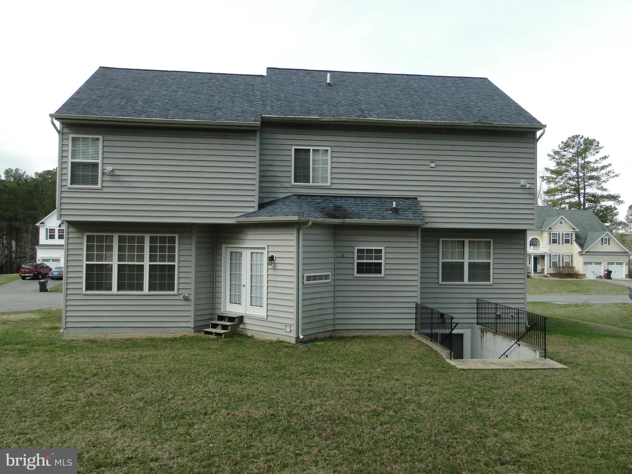 CECIL'S MILL - Residential Lease