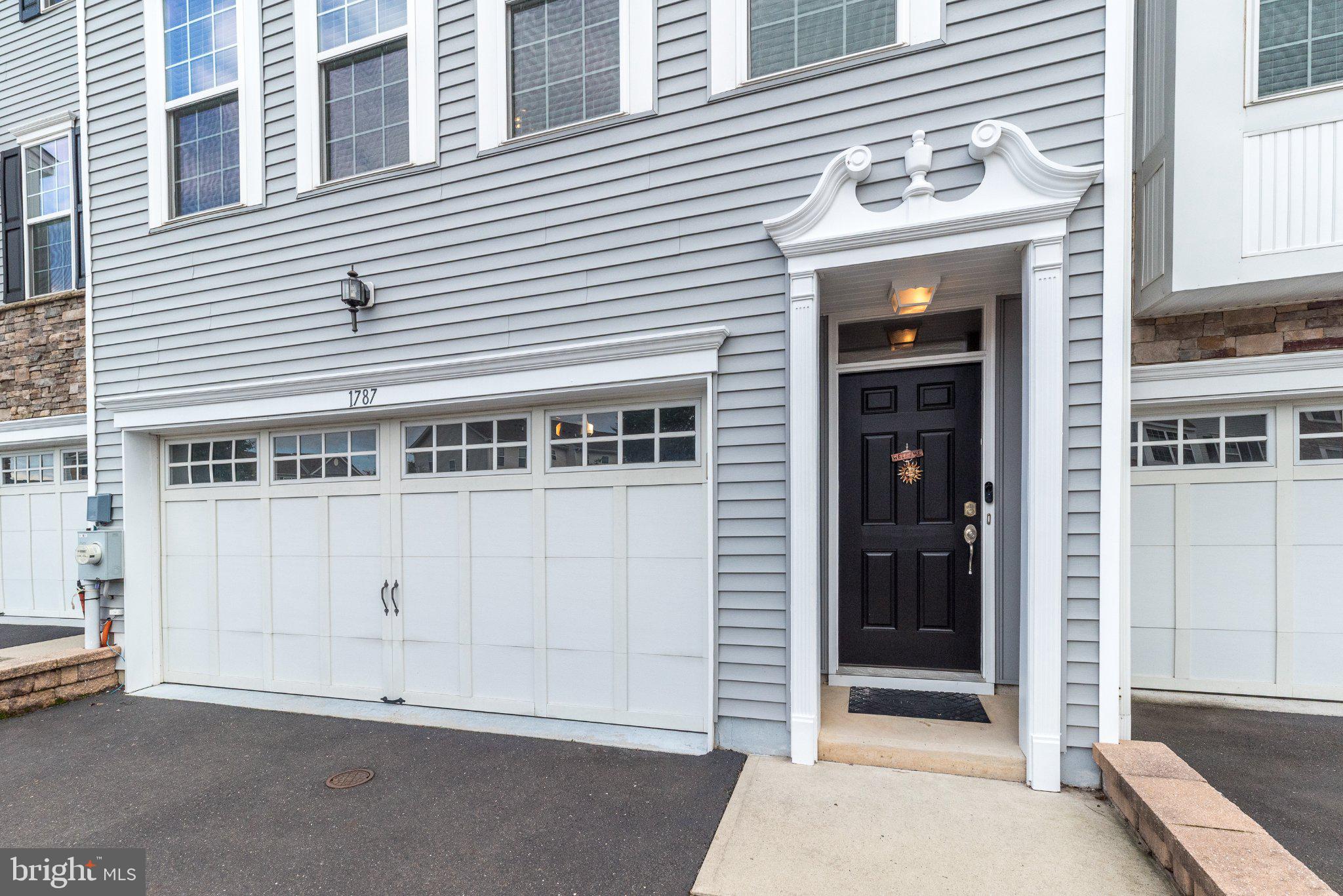 1787 HICKORY LANE
