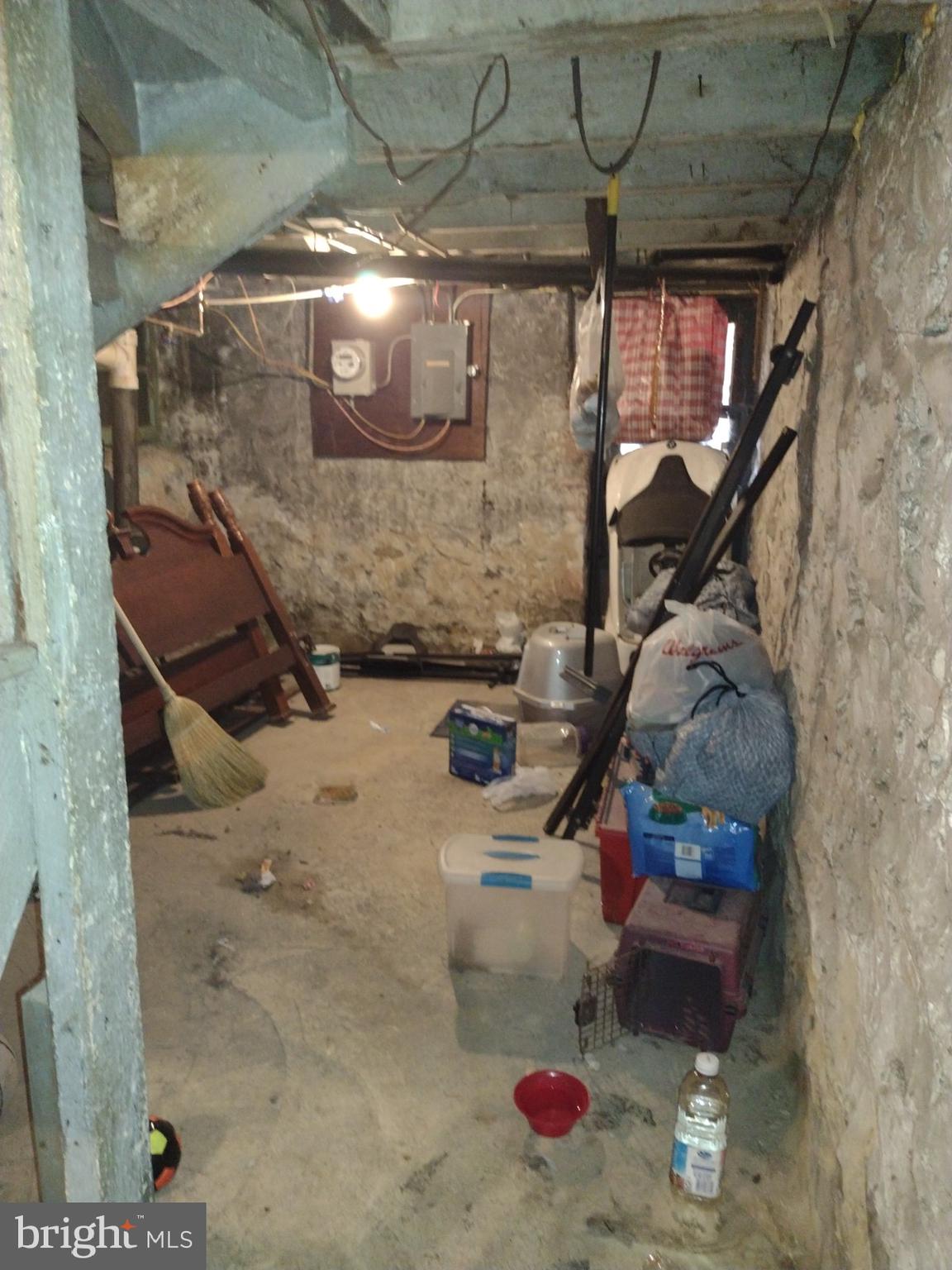 EAST BALTIMORE MIDWAY - Residential