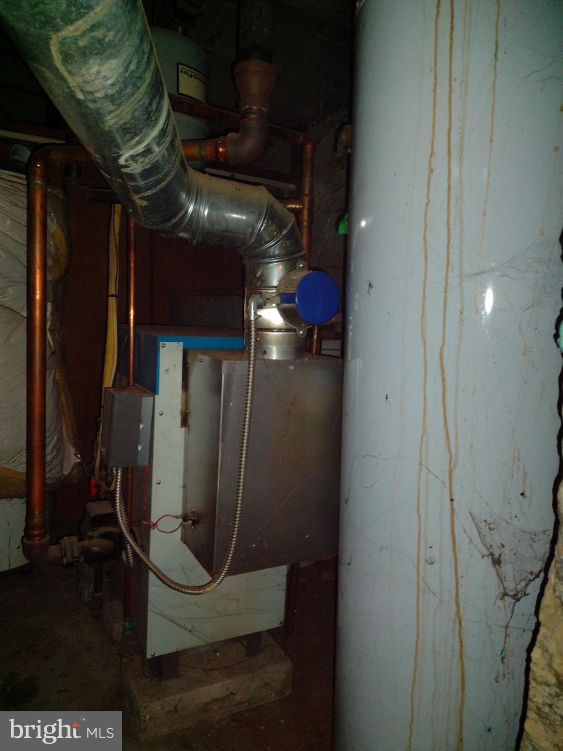 EAST BALTIMORE MIDWAY - Residential