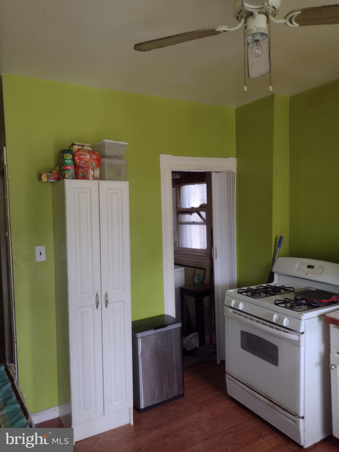 EAST BALTIMORE MIDWAY - Residential