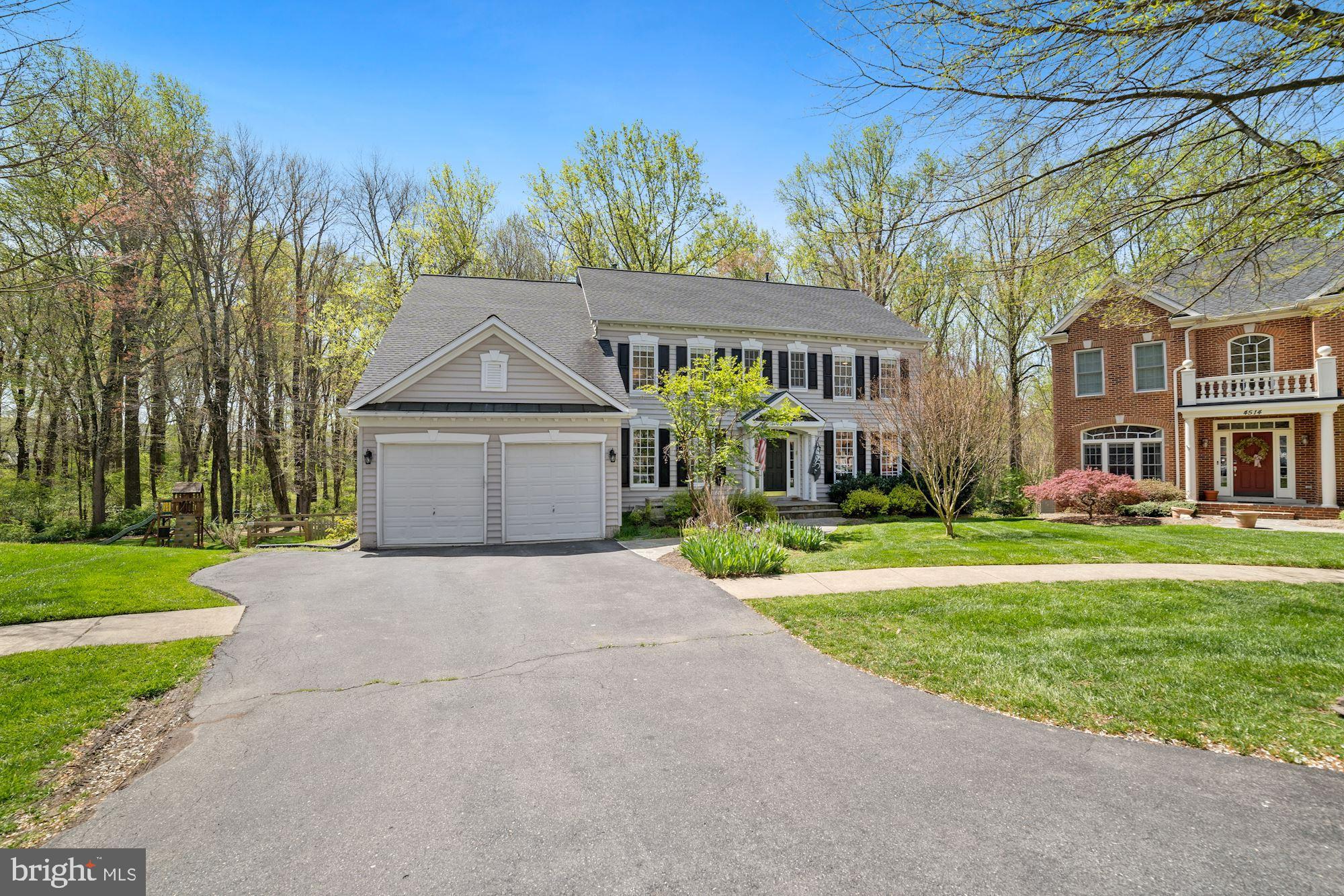 4512 RANDOM RIDGE CIRCLE