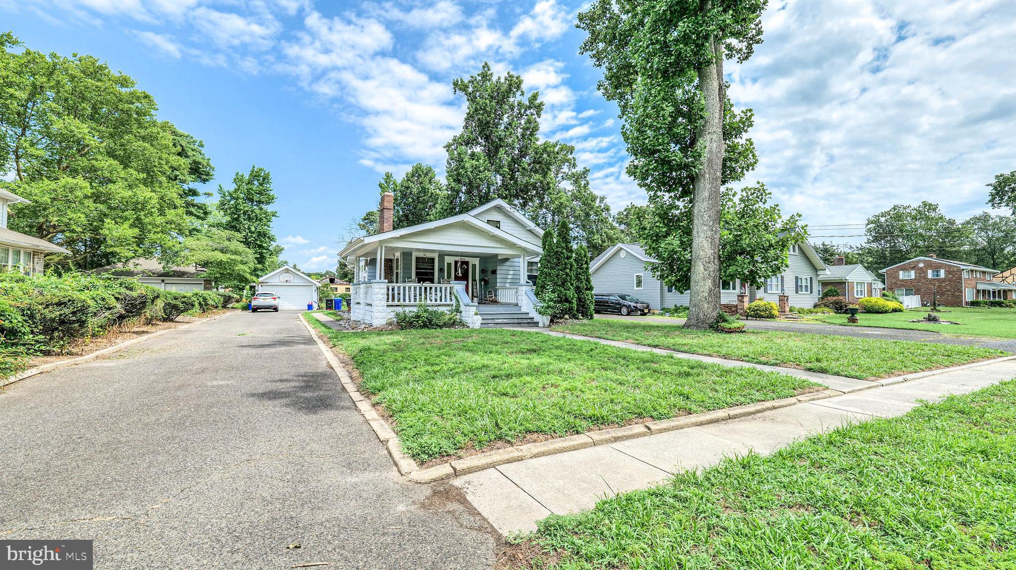 763 CENTRAL AVENUE
