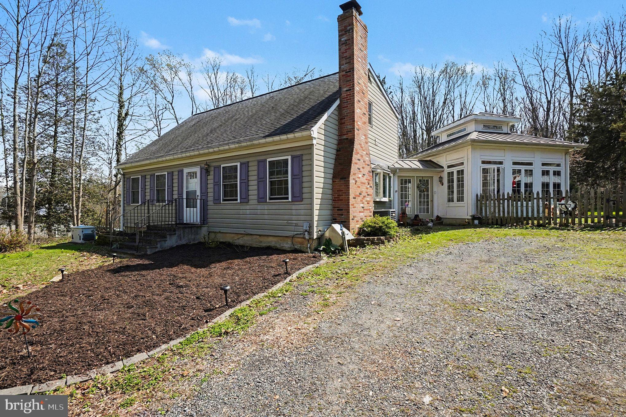 8 SPRING HILL LANE
