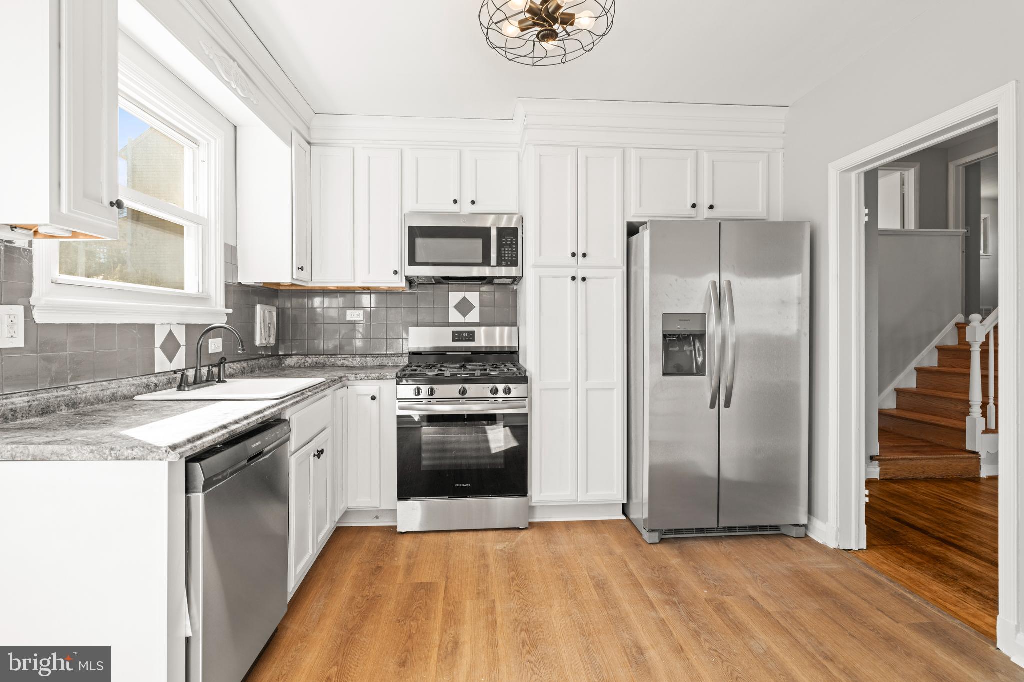 LOCH HILL - Residential