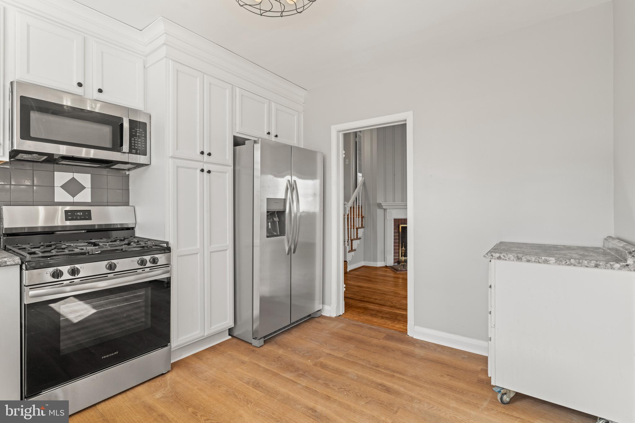 LOCH HILL - Residential