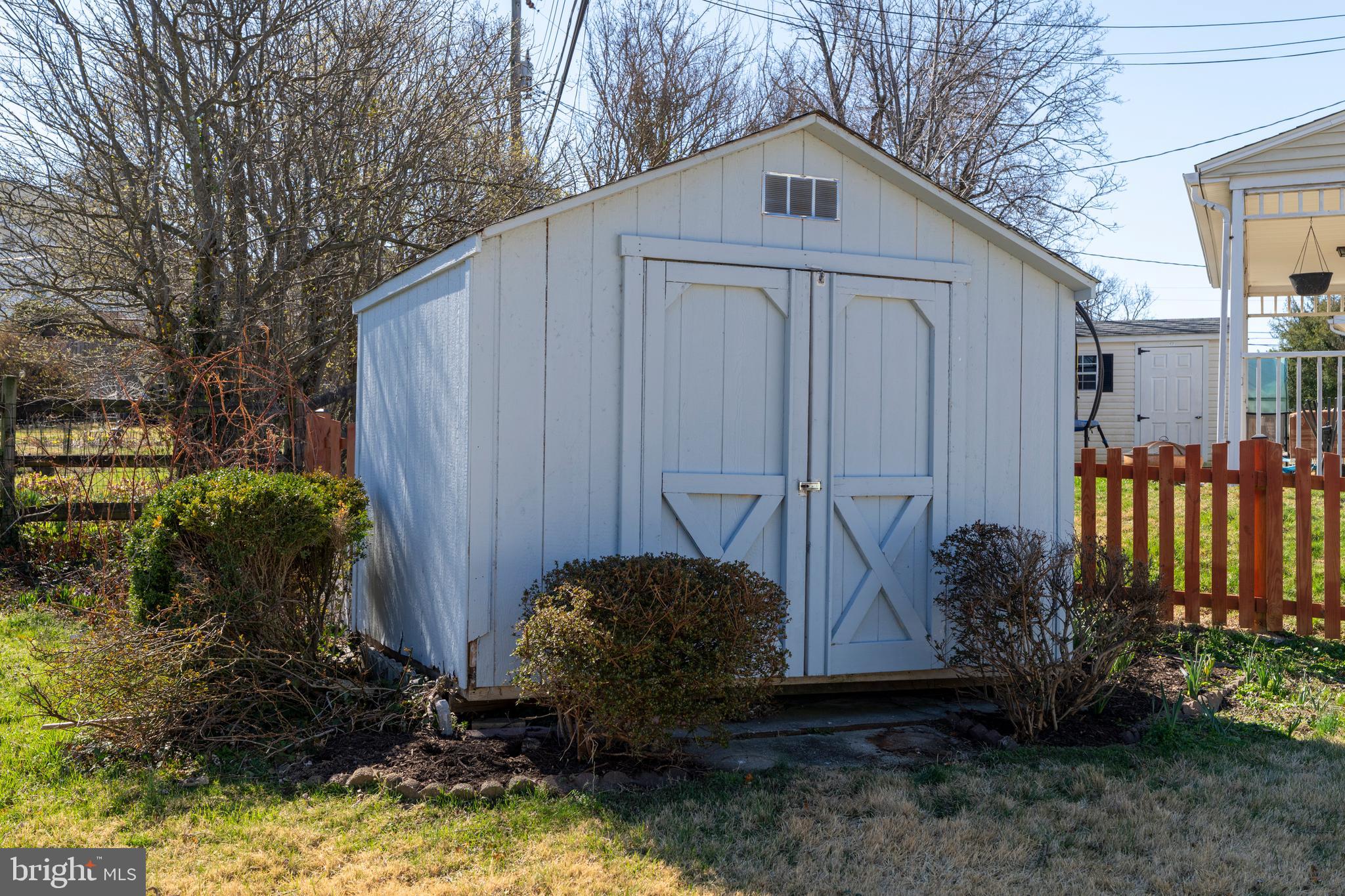 LOCH HILL - Residential