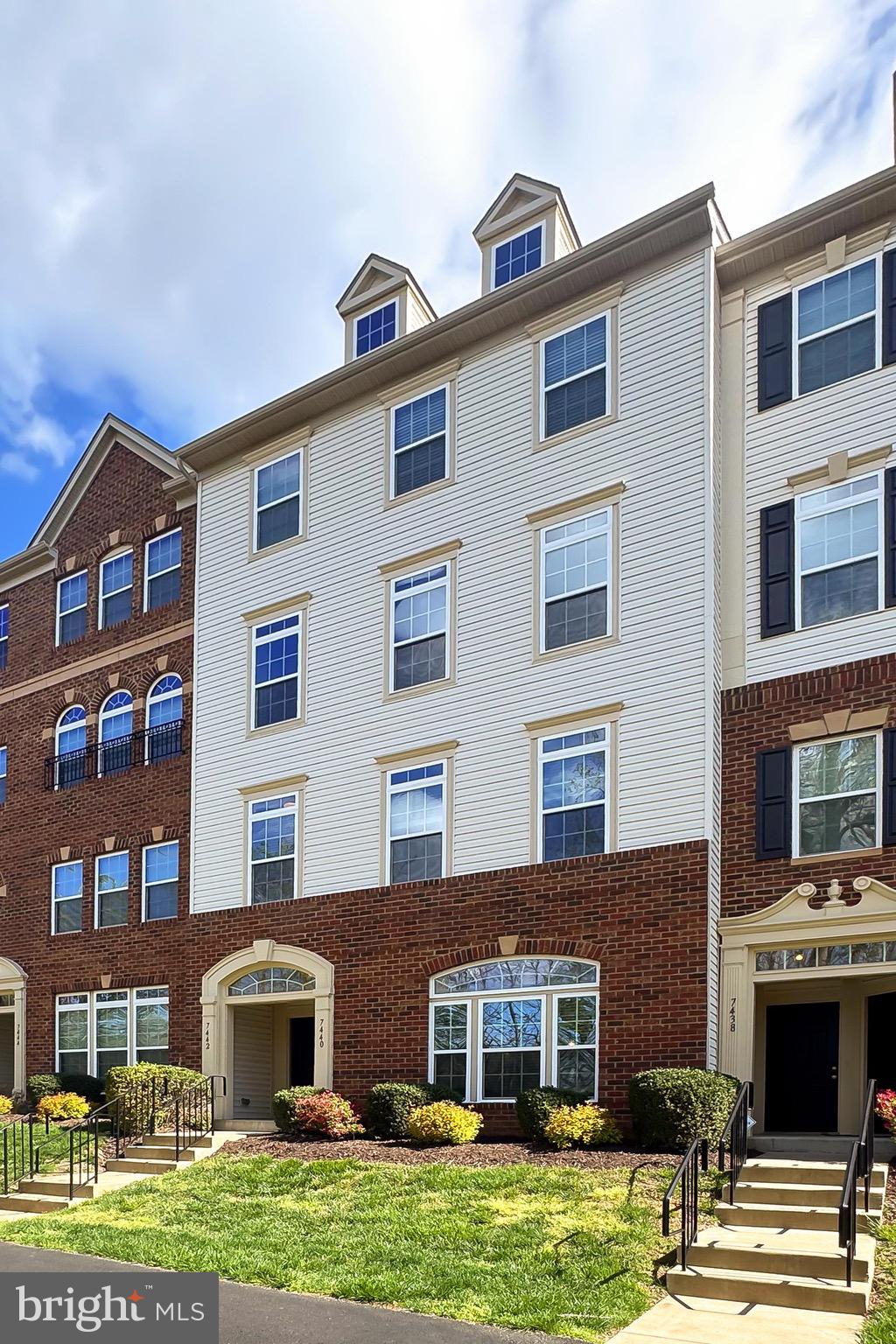 SOMERSET CONDO - Residential