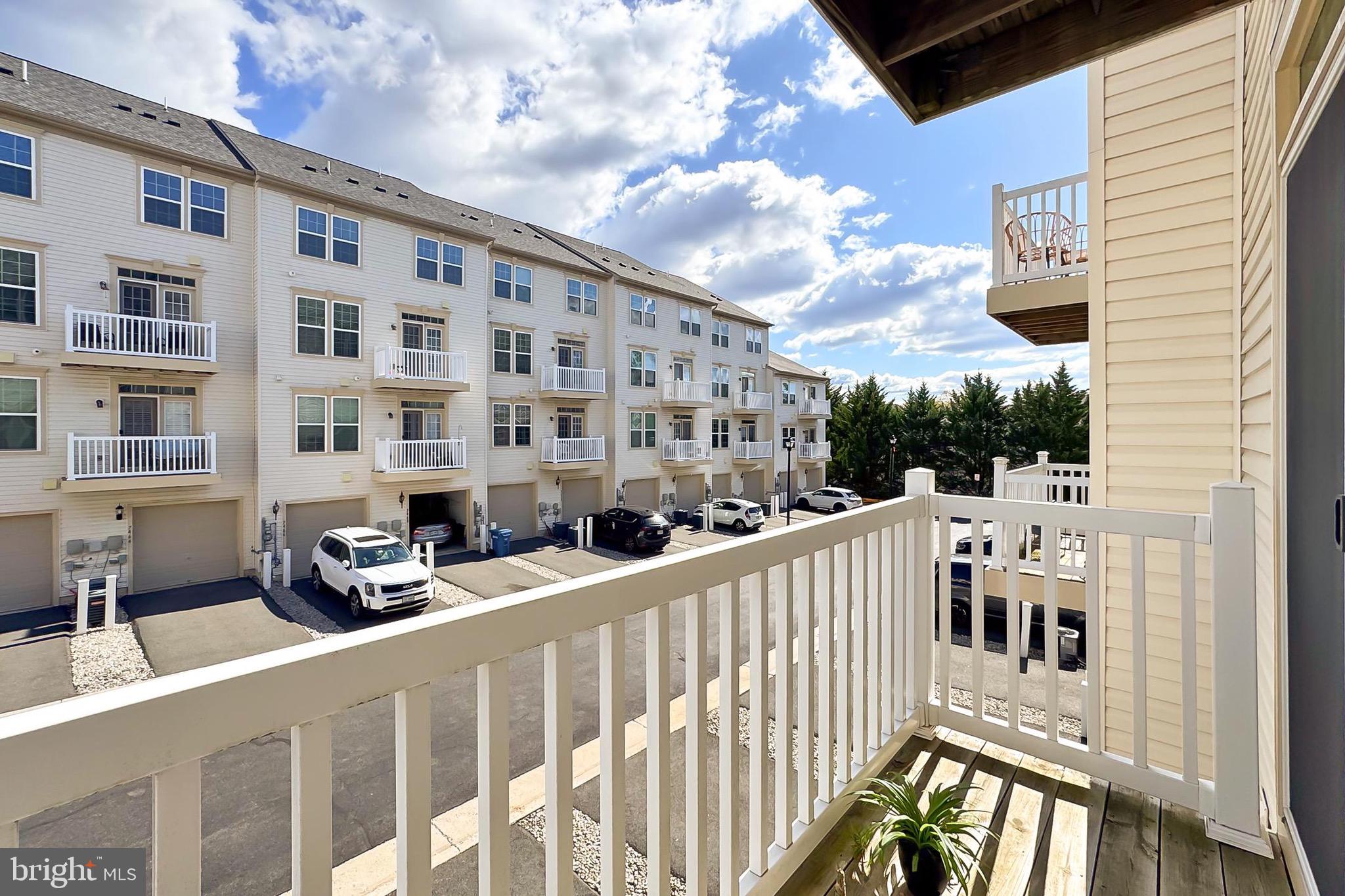 SOMERSET CONDO - Residential