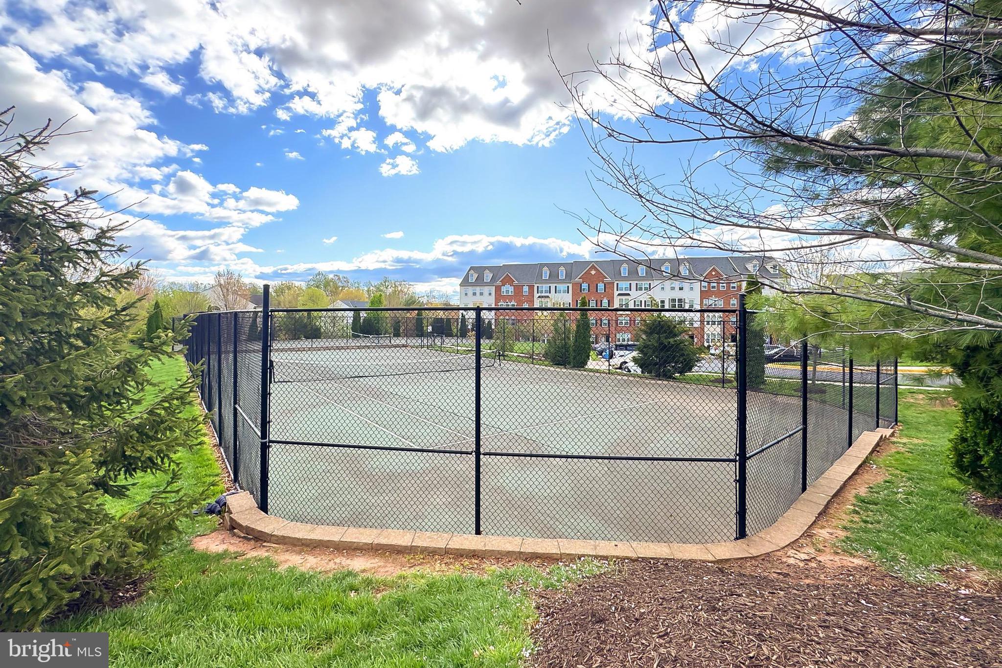 SOMERSET CONDO - Residential