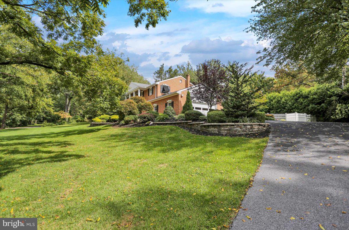 GLEN OLEY FARMS - Residential