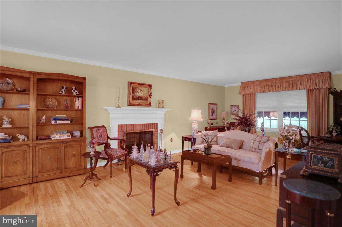 GLEN OLEY FARMS - Residential