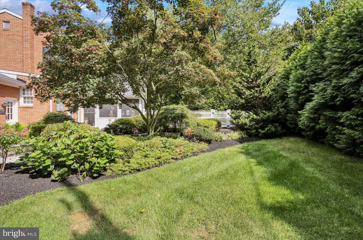 GLEN OLEY FARMS - Residential