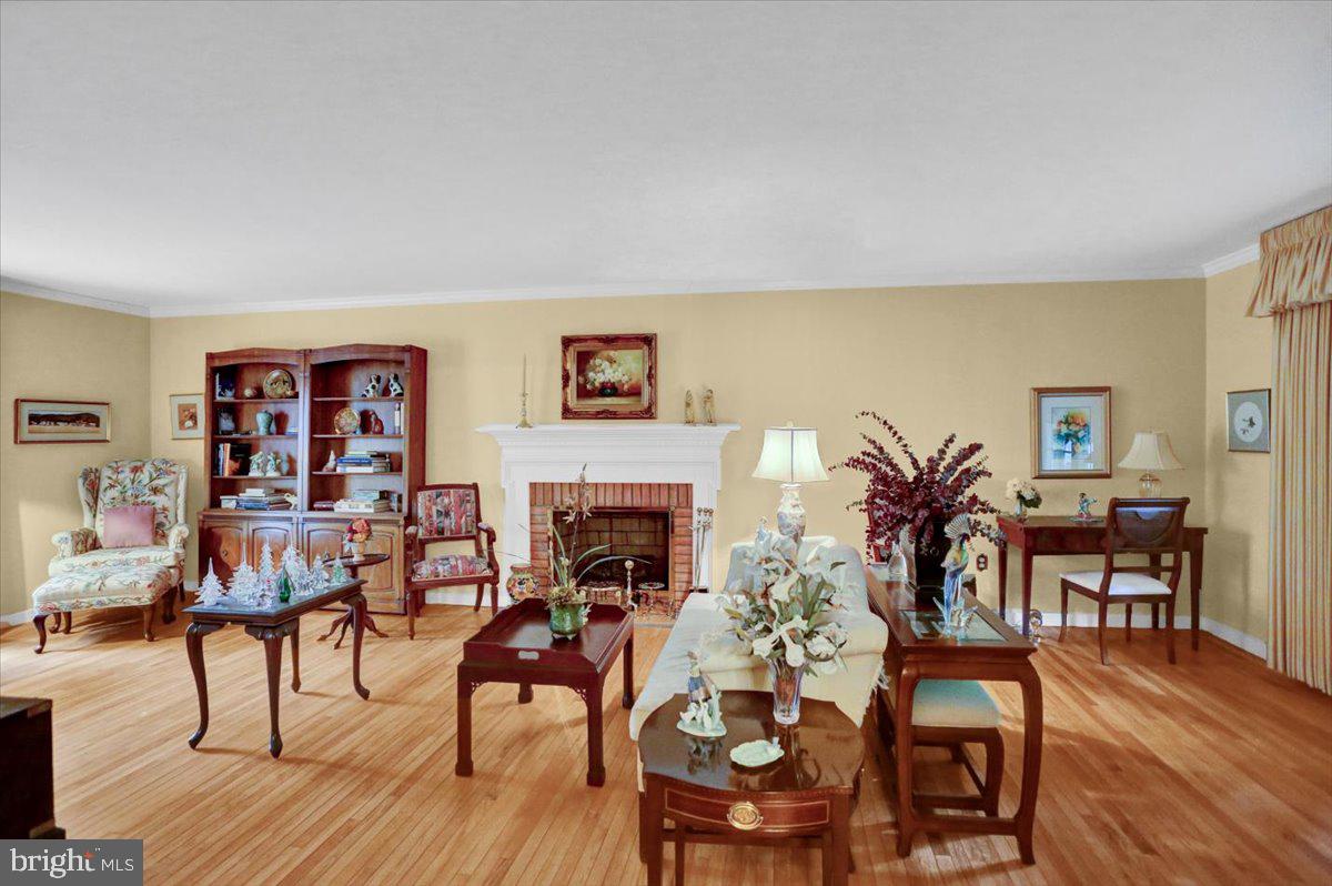 GLEN OLEY FARMS - Residential