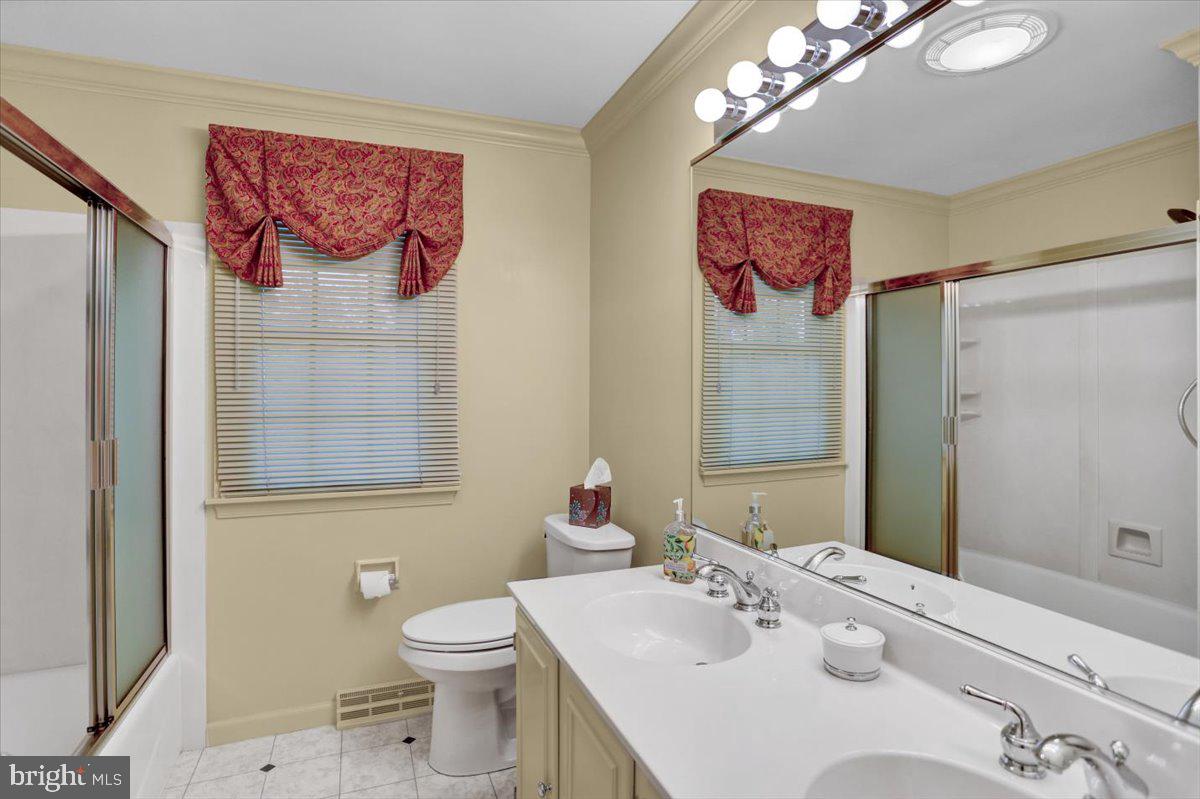 GLEN OLEY FARMS - Residential