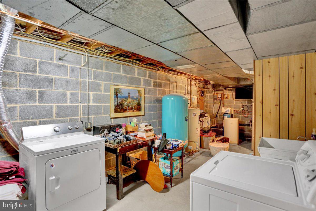 GLEN OLEY FARMS - Residential