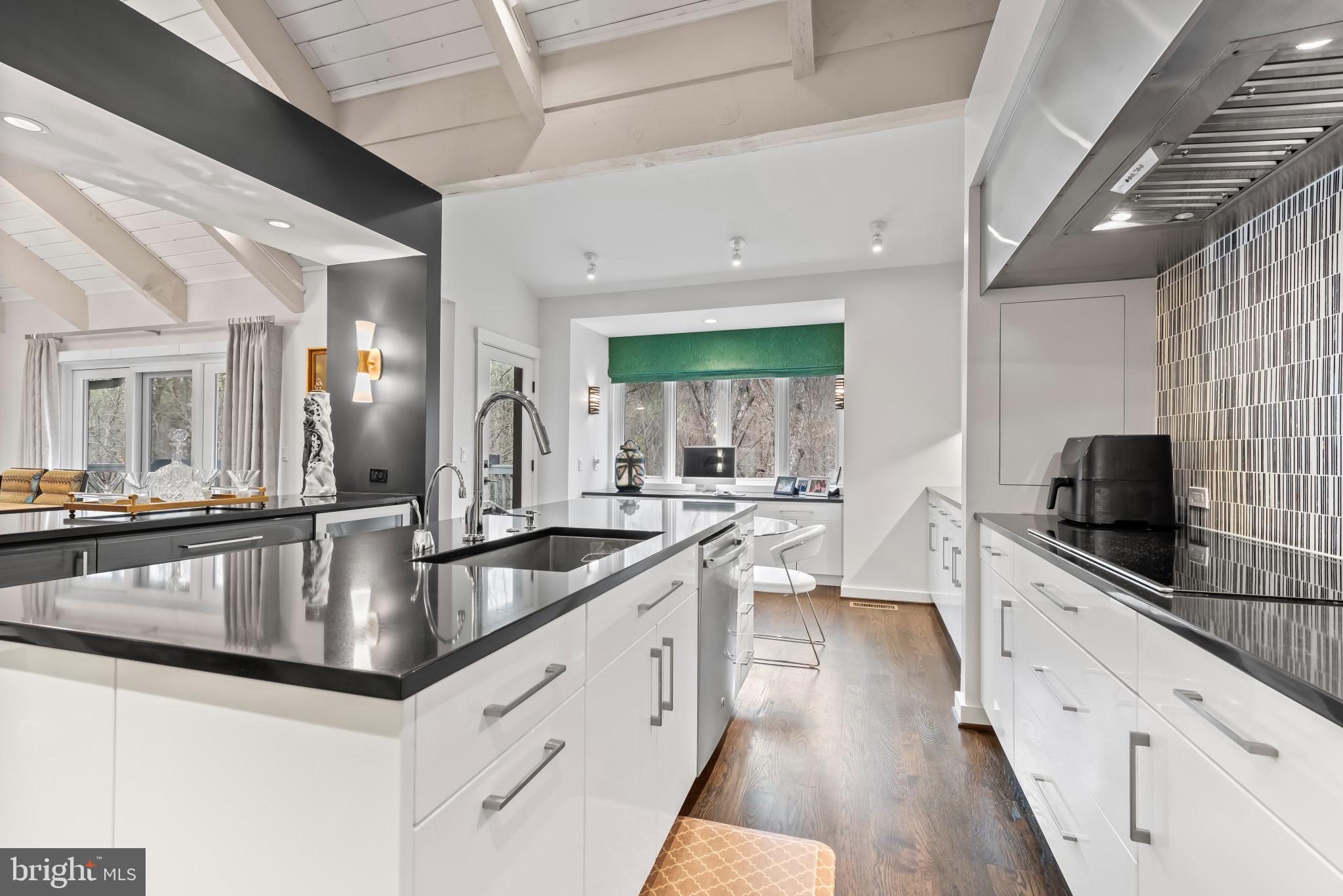 ROCKLAND - Residential