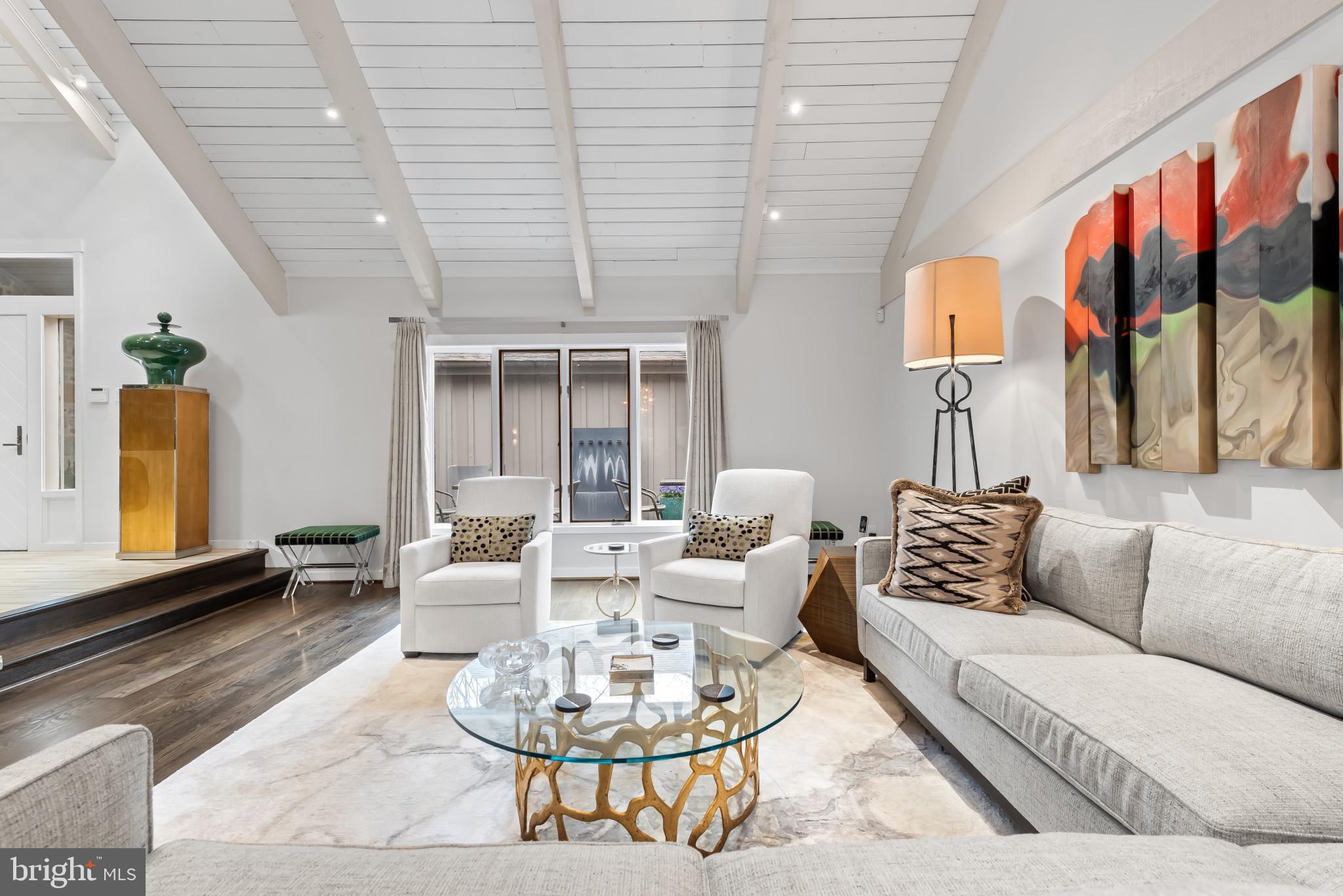 ROCKLAND - Residential