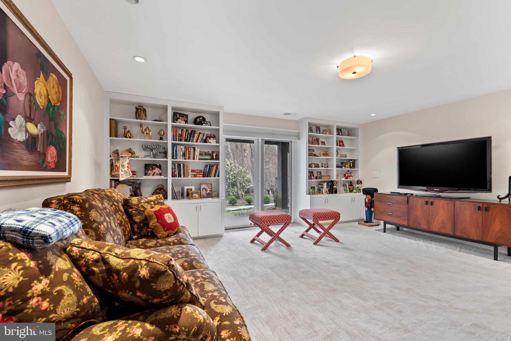 ROCKLAND - Residential