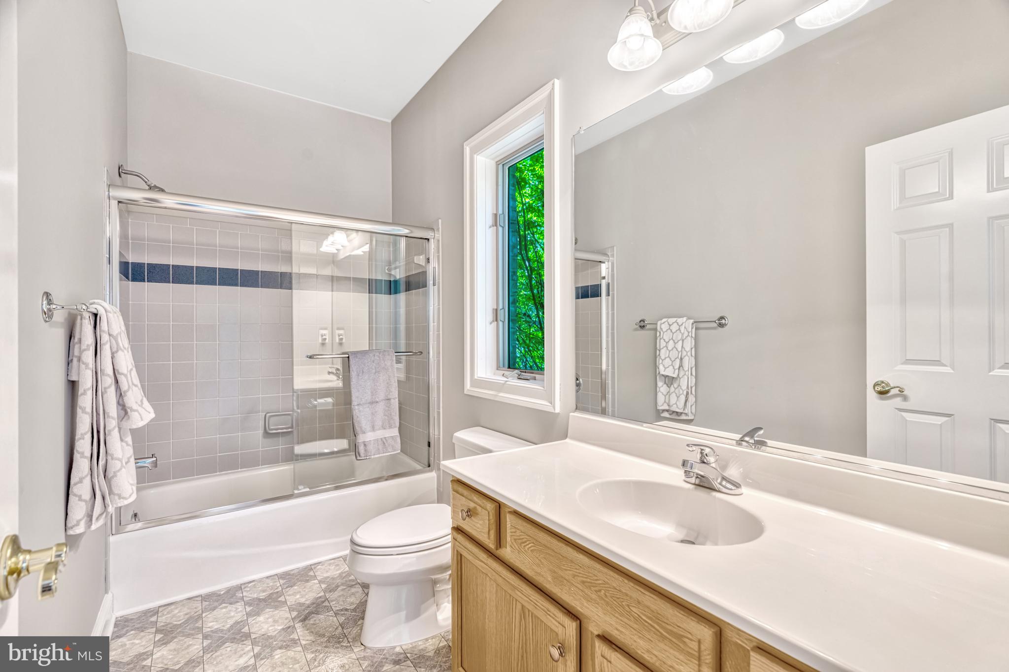 BEACON HILL - Residential