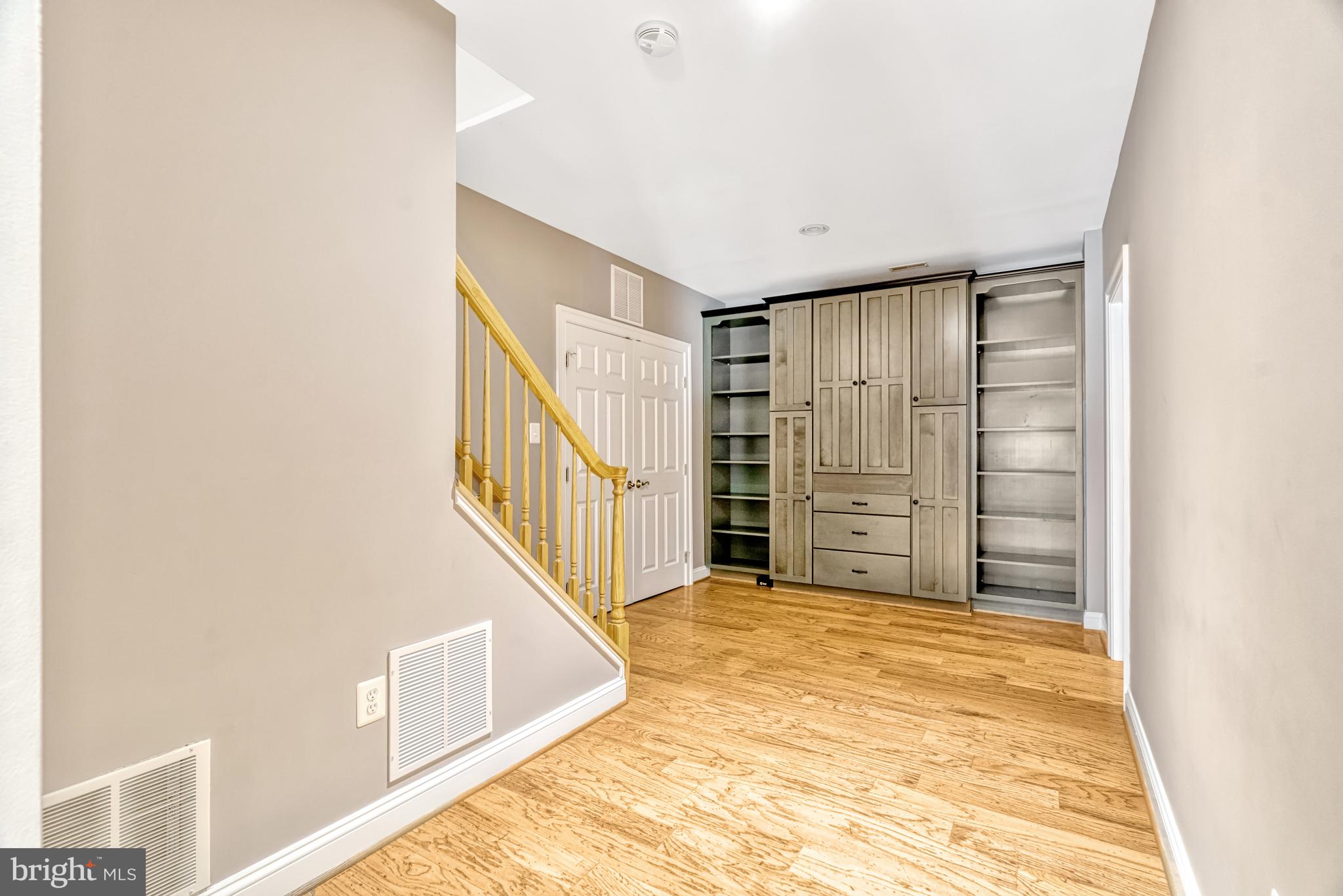 BEACON HILL - Residential