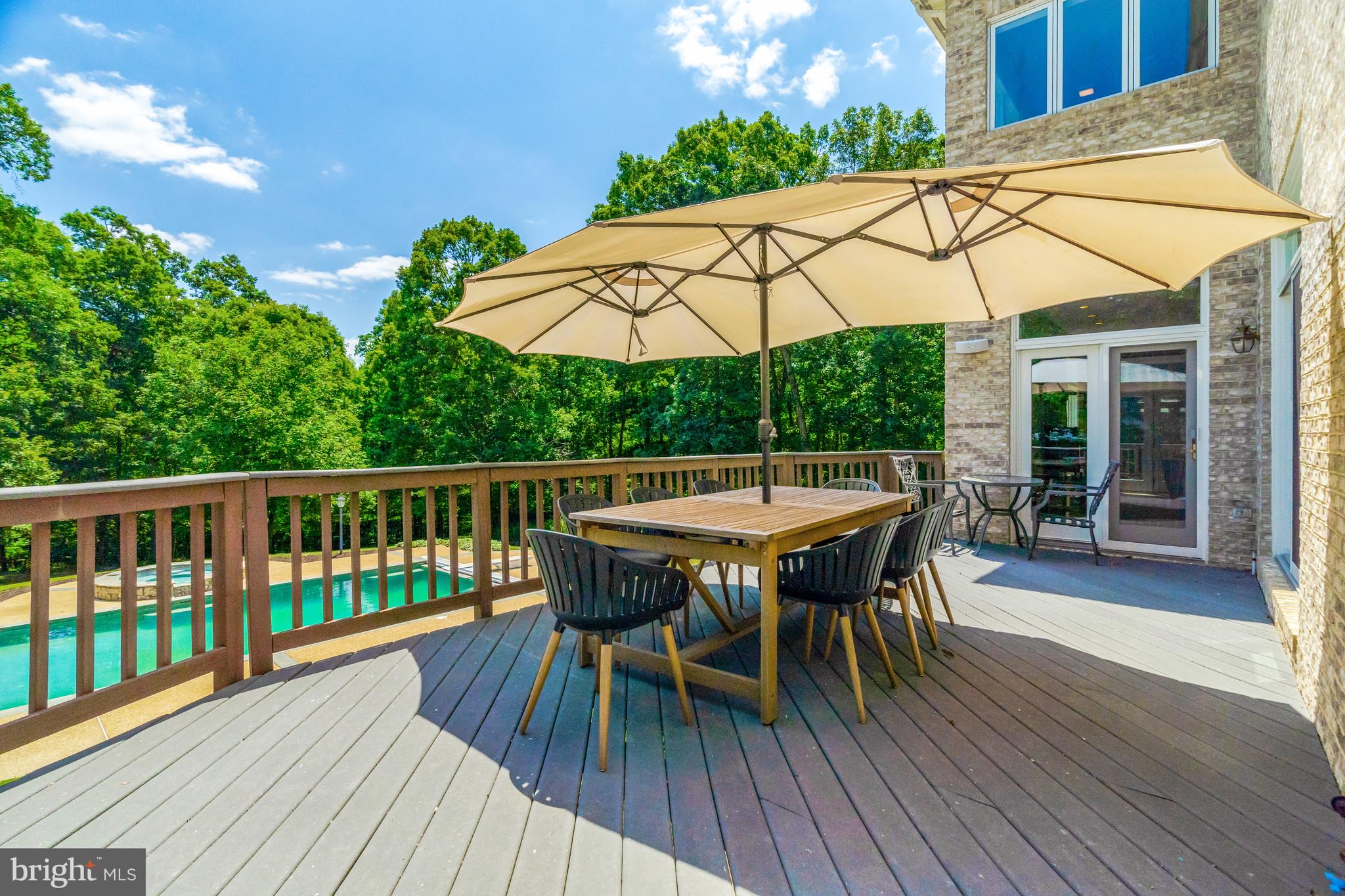 BEACON HILL - Residential