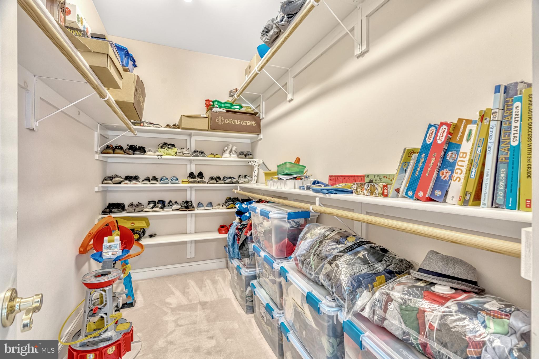 BEACON HILL - Residential