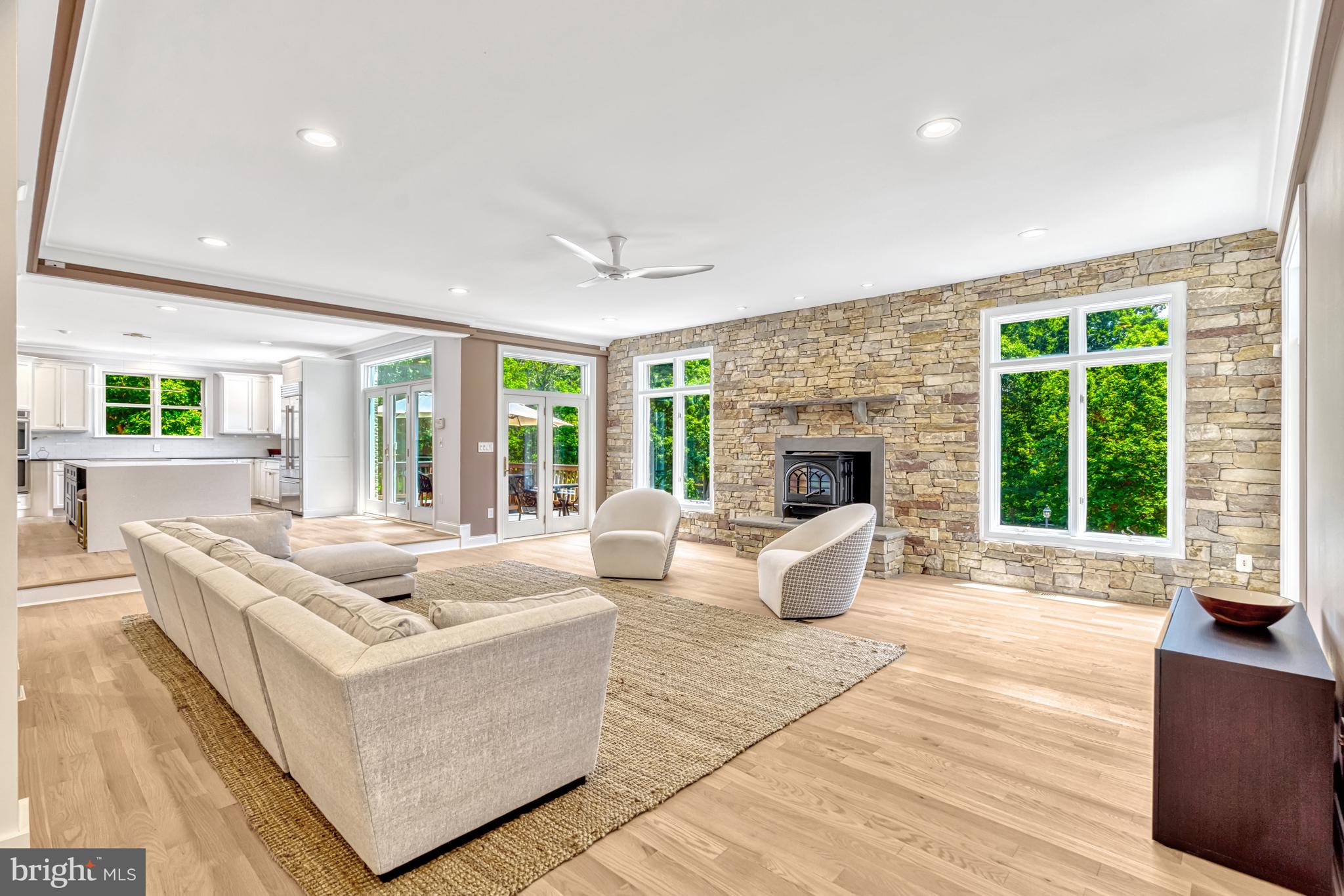 BEACON HILL - Residential