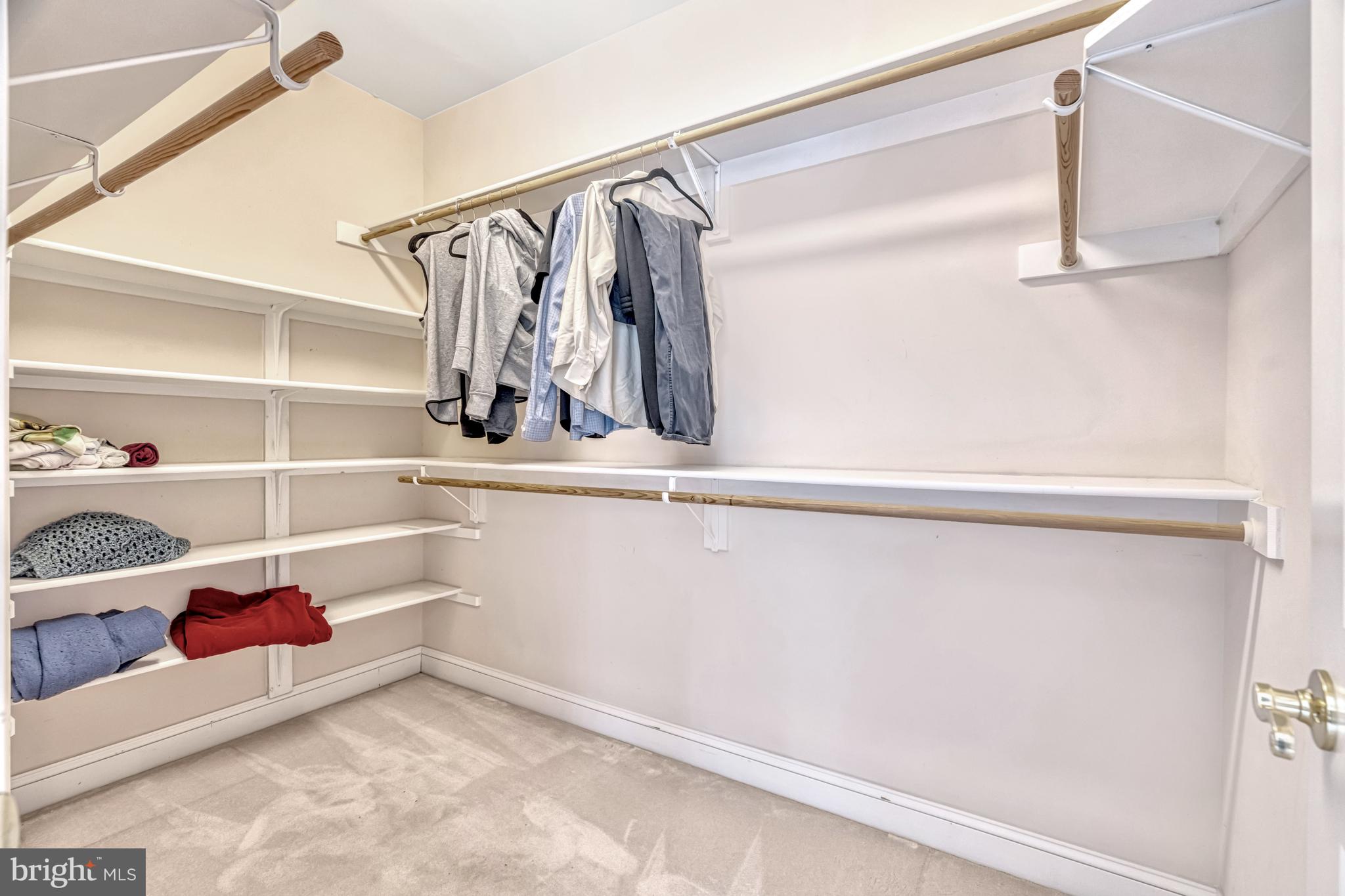 BEACON HILL - Residential