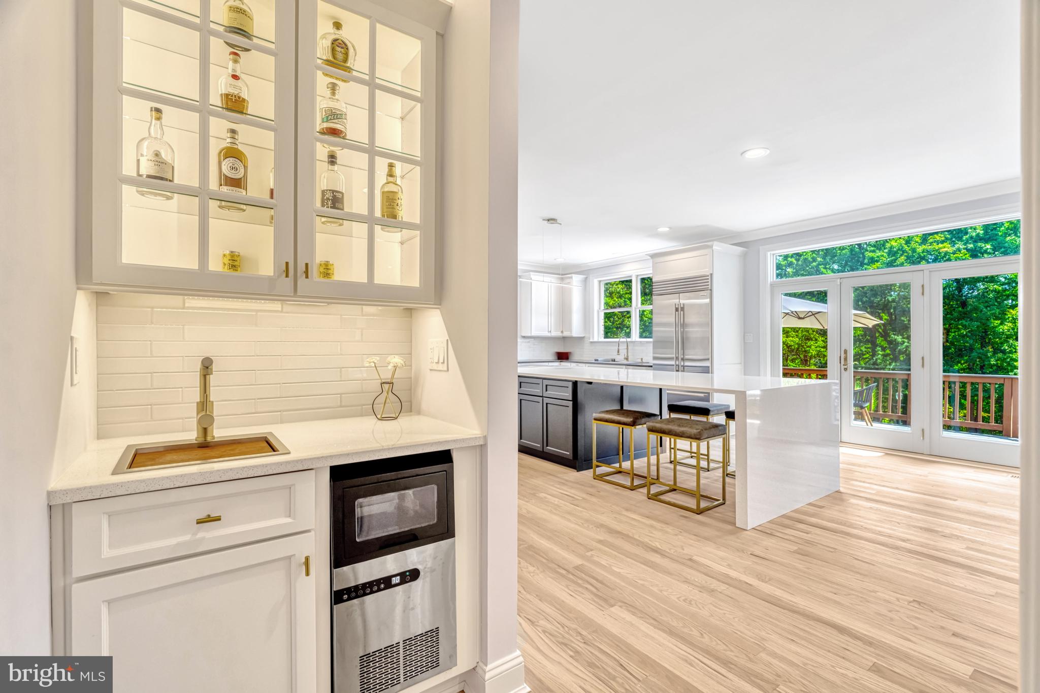 BEACON HILL - Residential