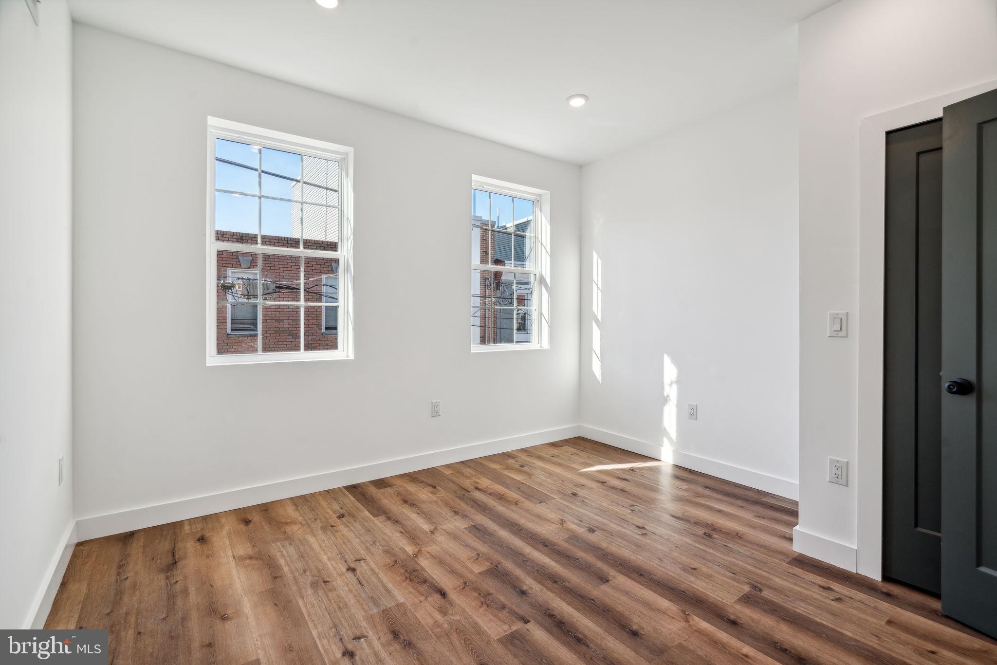 POINT BREEZE - Residential Lease