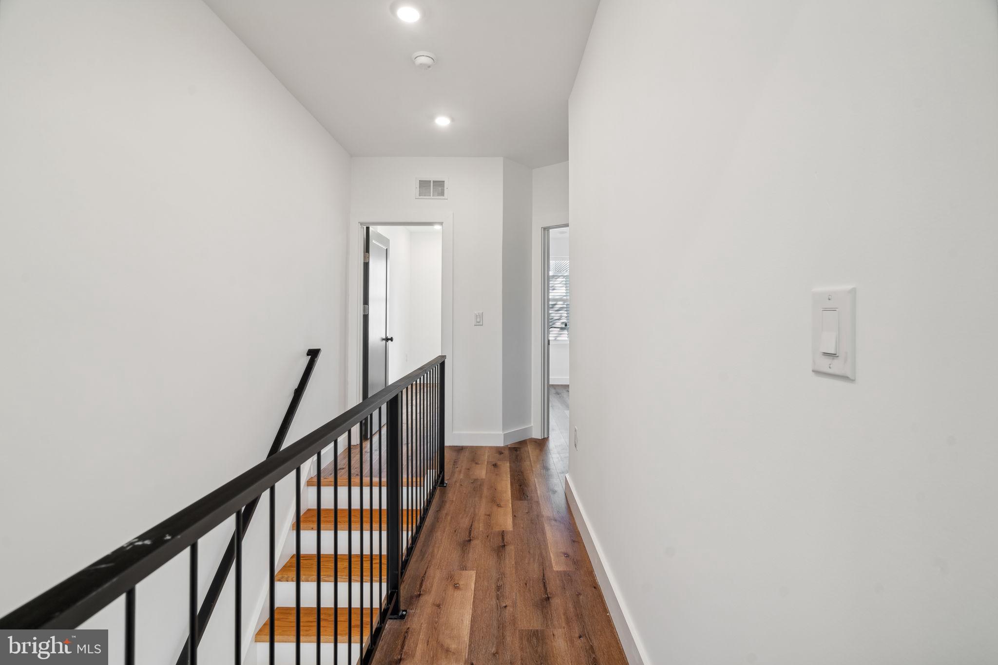 POINT BREEZE - Residential Lease