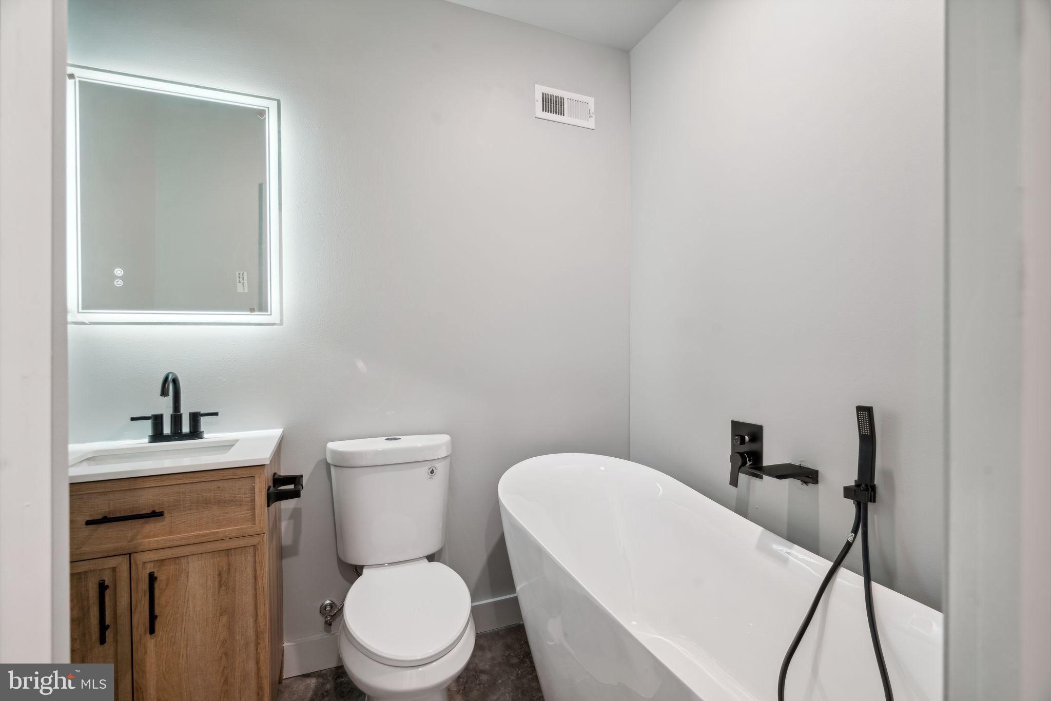 POINT BREEZE - Residential Lease