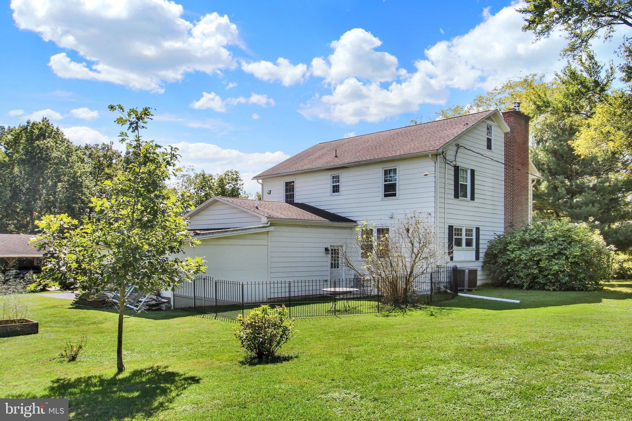 1321 RENTZEL ROAD