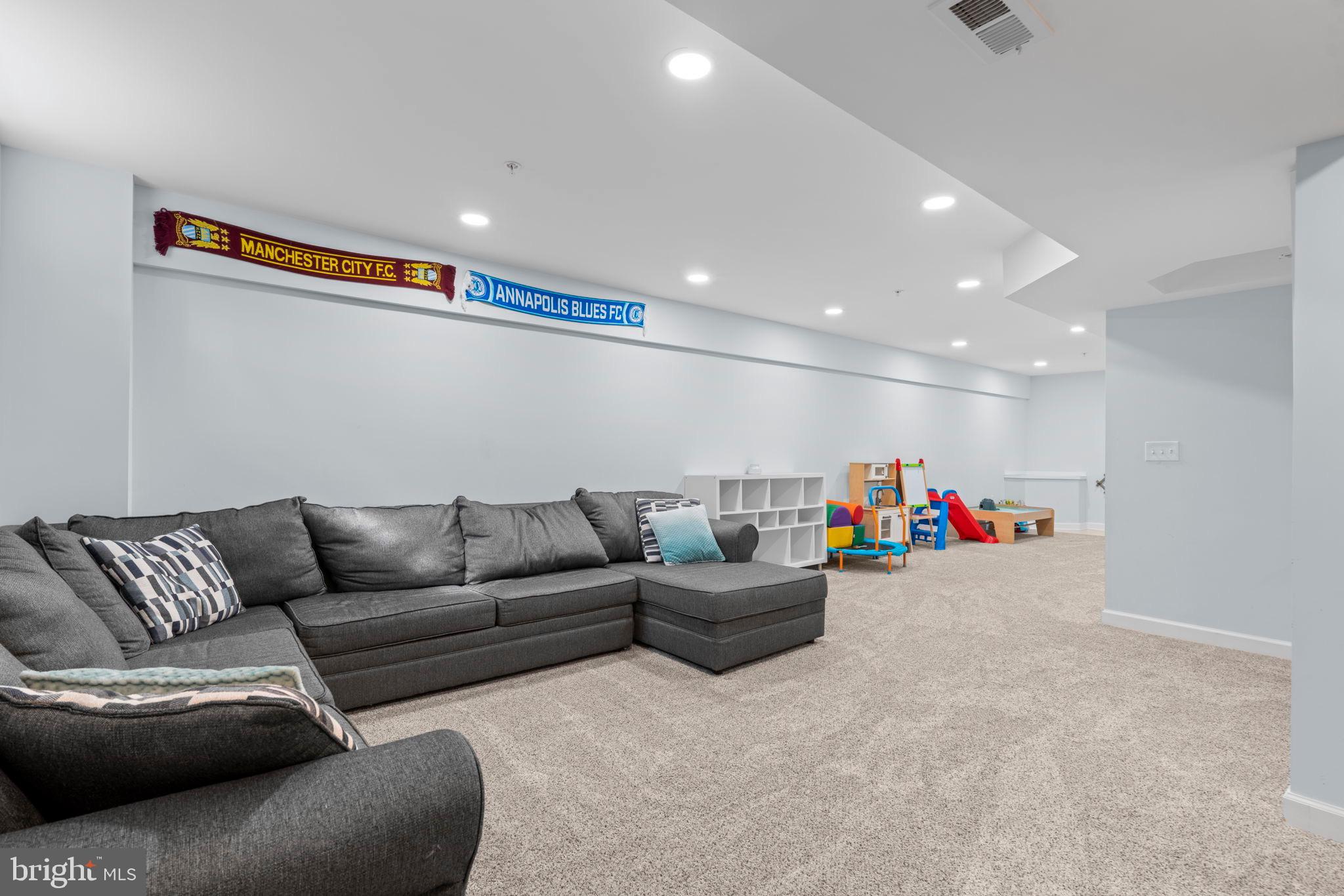 HERALD HARBOR - Residential