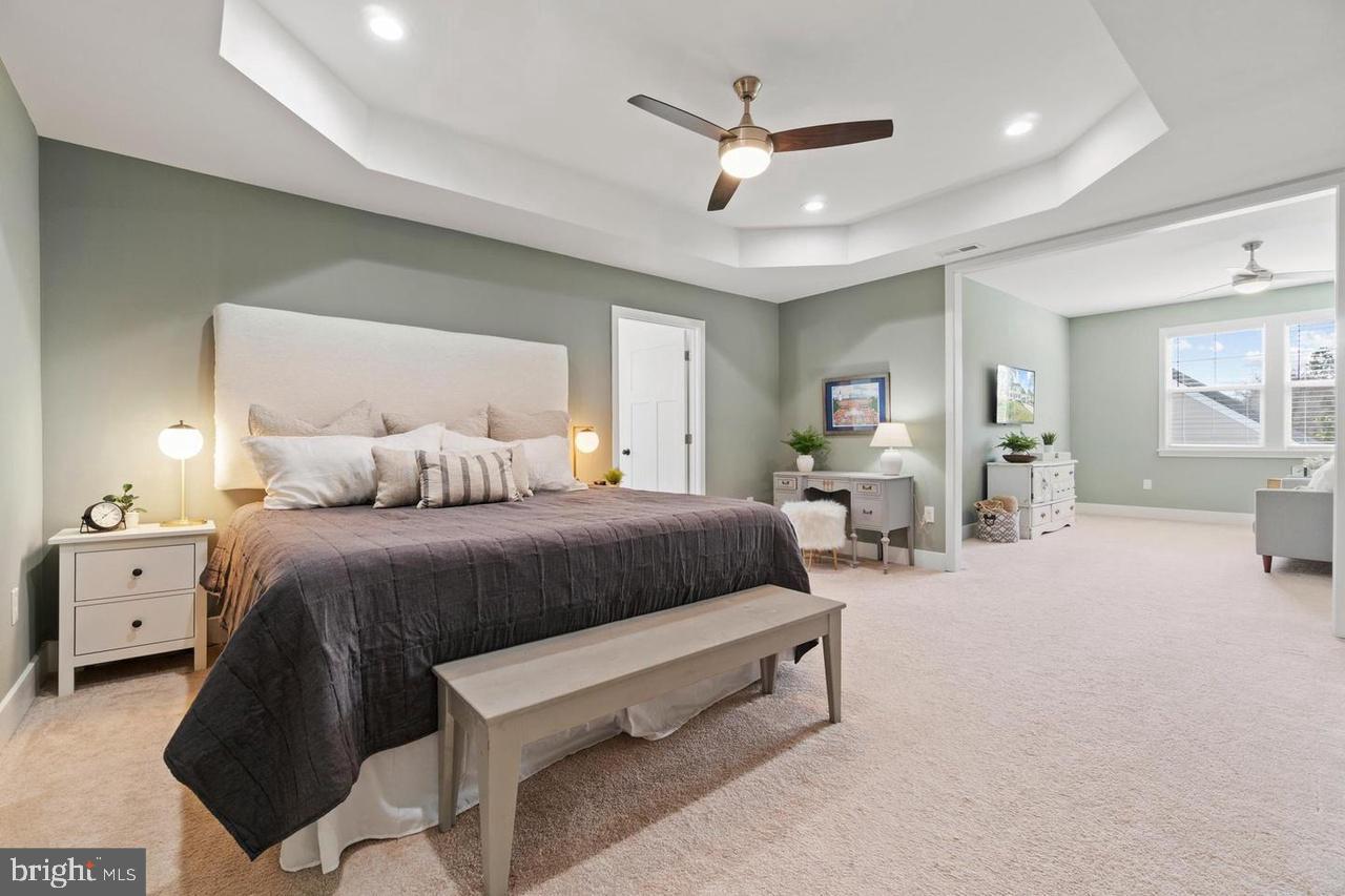 FAIRFAX - Residential